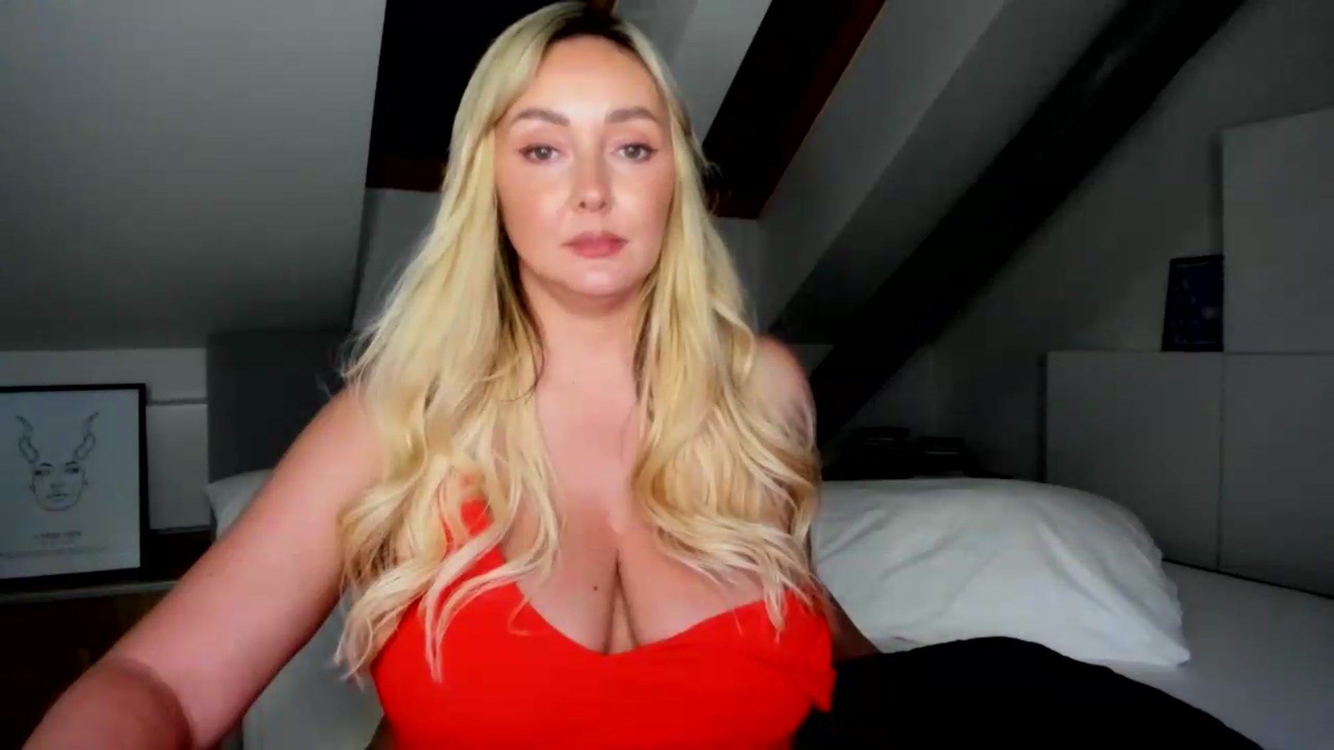 Gallery image thumbnail from Mi_Ha's myfreecams stream on, 07/11/2026, 16:18 image 13 of 20