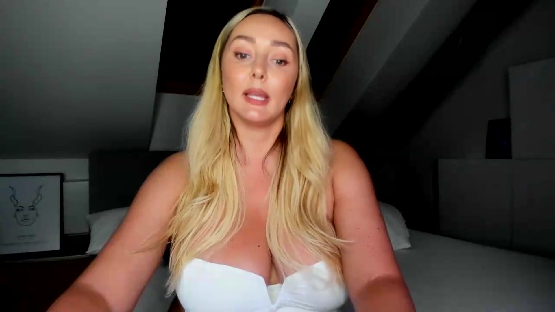Gallery image thumbnail from Mi_Ha's myfreecams stream on, 07/13/2026, 16:44 image 4 of 20