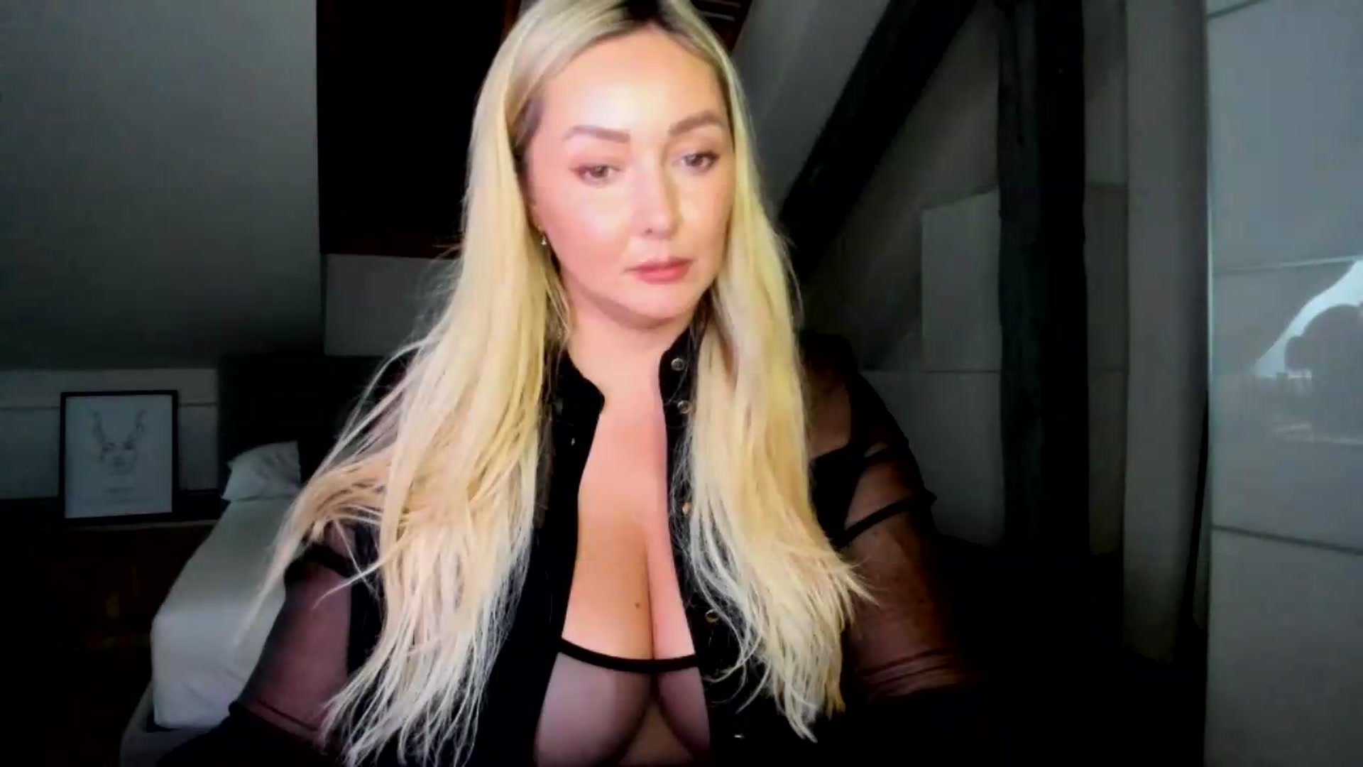 Gallery image thumbnail from Mi_Ha's myfreecams stream on, 07/16/2026, 16:53 image 7 of 20