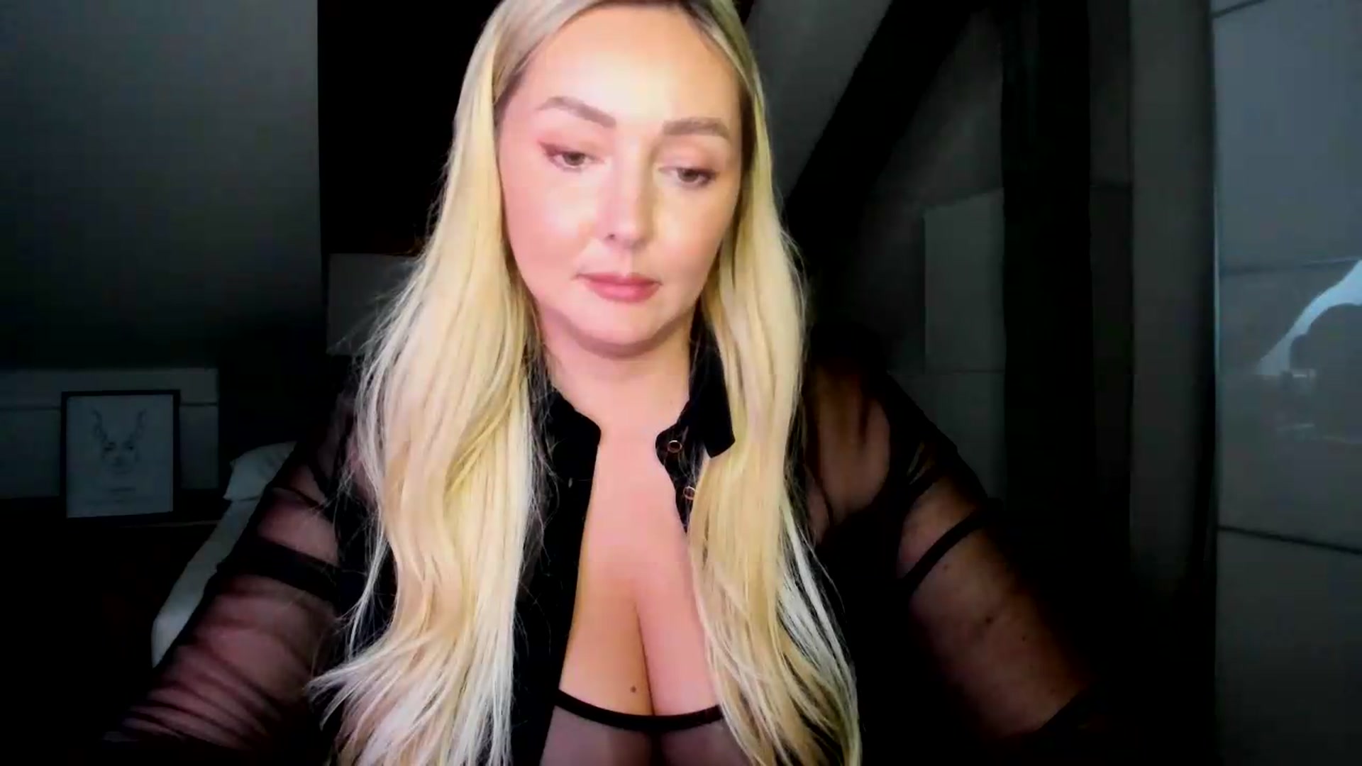 Gallery image thumbnail from Mi_Ha's myfreecams stream on, 07/16/2026, 16:53 image 18 of 20