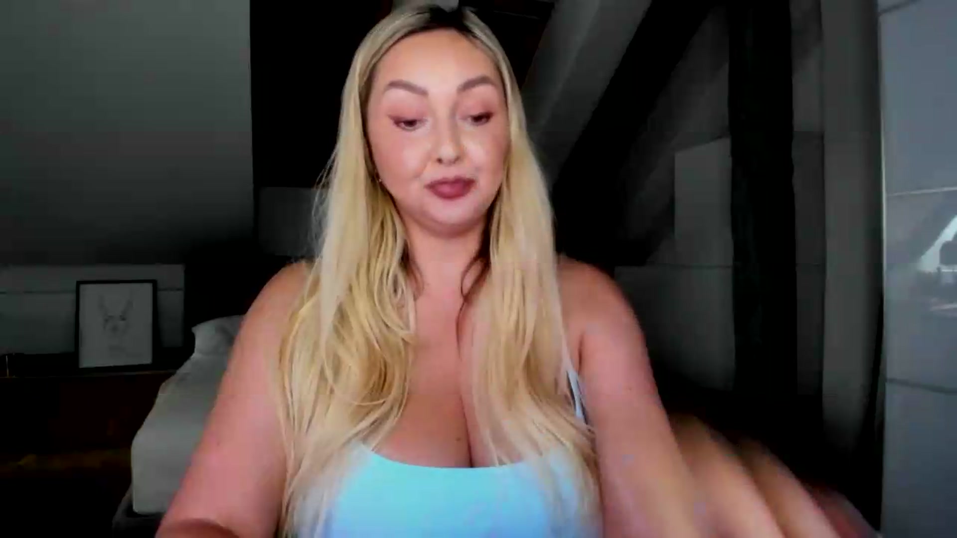 Gallery image thumbnail from Mi_Ha's myfreecams stream on, 07/17/2026, 13:43 image 18 of 20