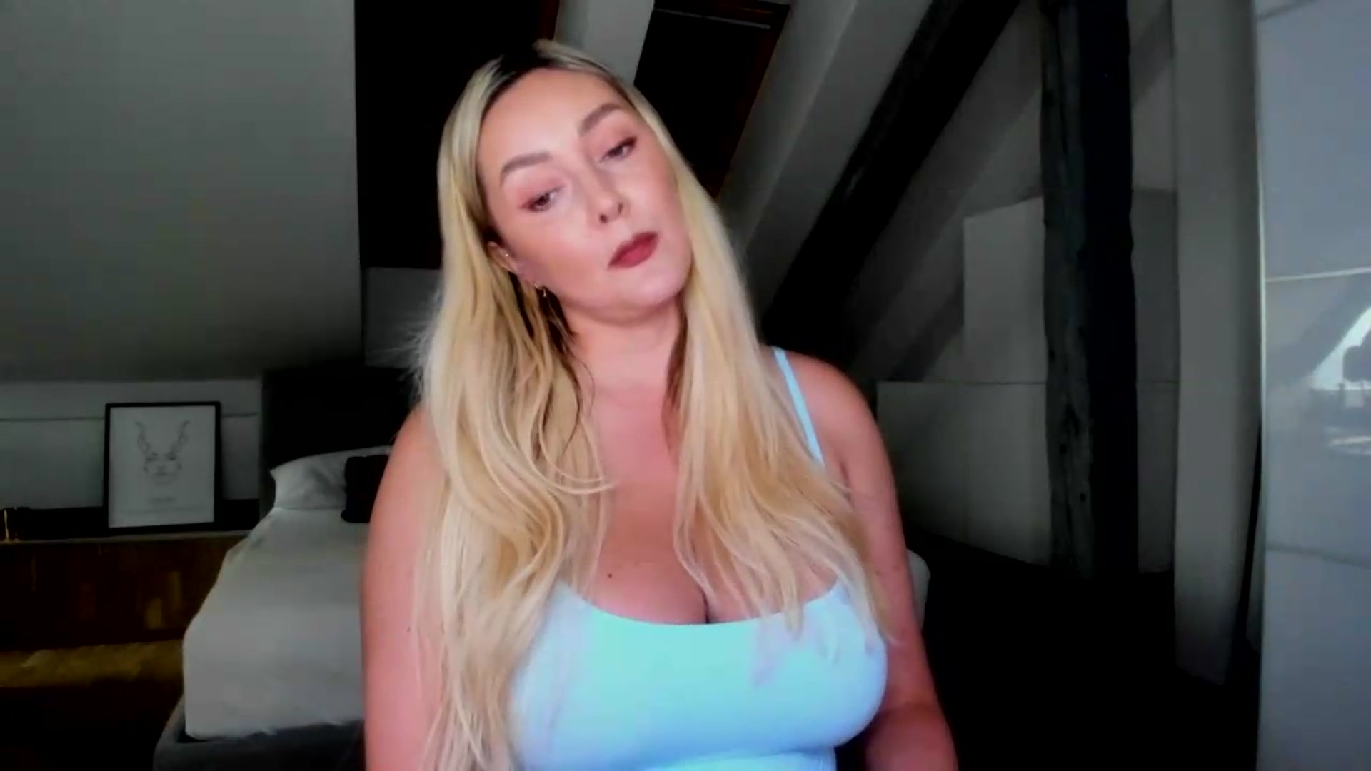 Gallery image thumbnail from Mi_Ha's myfreecams stream on, 07/17/2026, 13:43 image 11 of 20