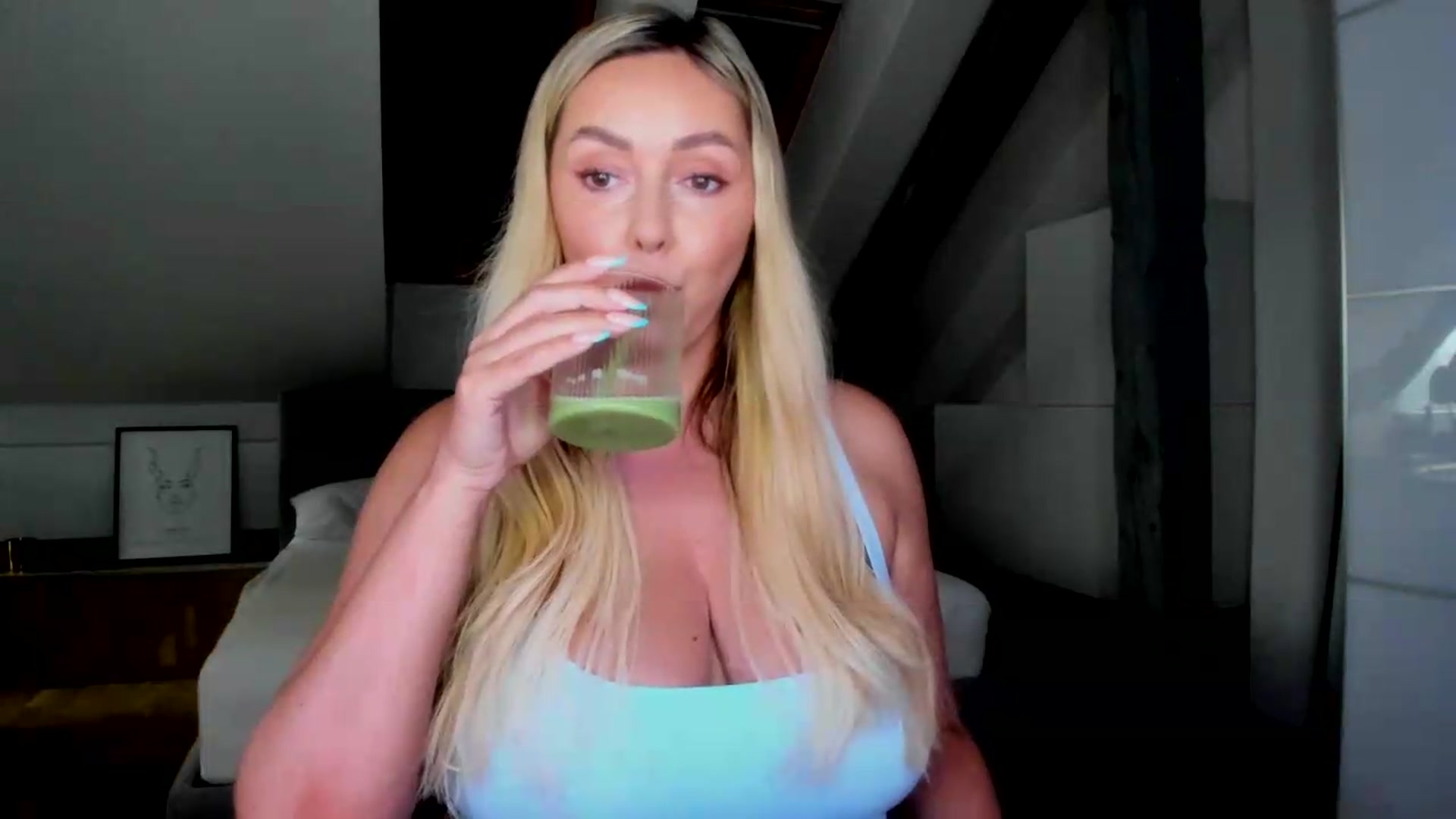 Gallery image thumbnail from Mi_Ha's myfreecams stream on, 07/17/2026, 13:43 image 7 of 20