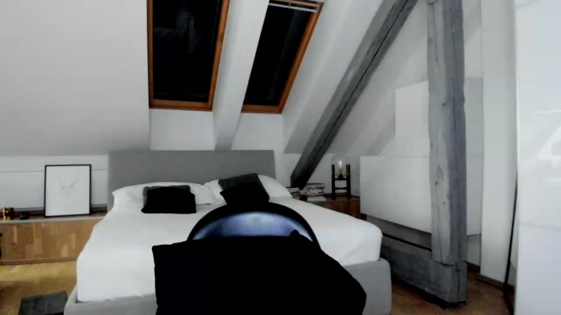 Gallery image thumbnail from Mi_Ha's myfreecams stream on, 07/17/2026, 13:43 image 17 of 20