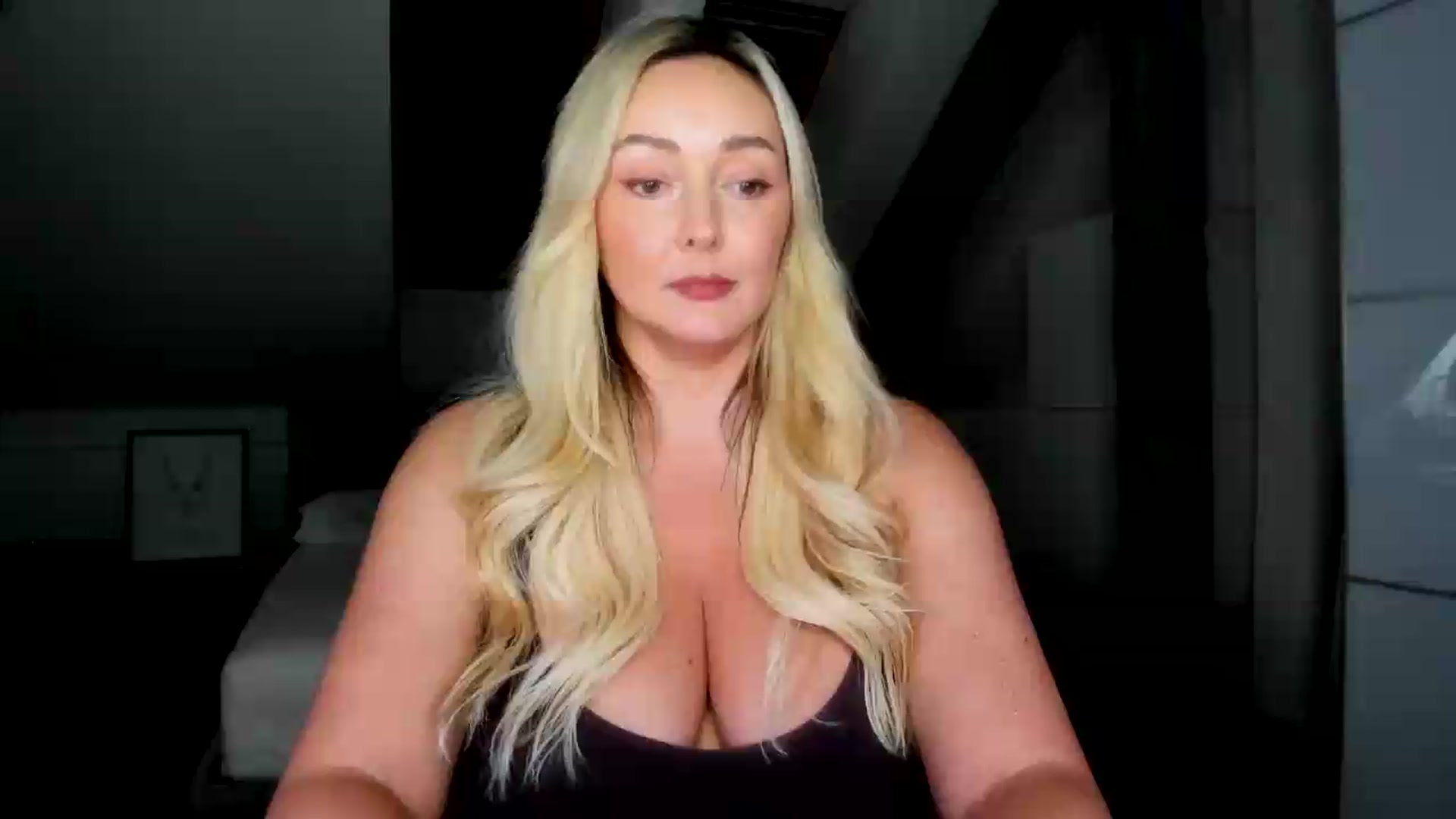 Gallery image thumbnail from Mi_Ha's myfreecams stream on, 07/21/2026, 16:29 image 1 of 20