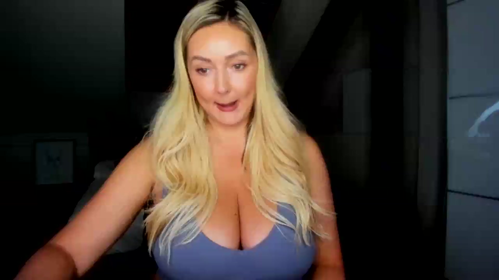 Gallery image thumbnail from Mi_Ha's myfreecams stream on, 07/24/2026, 14:52 image 6 of 20