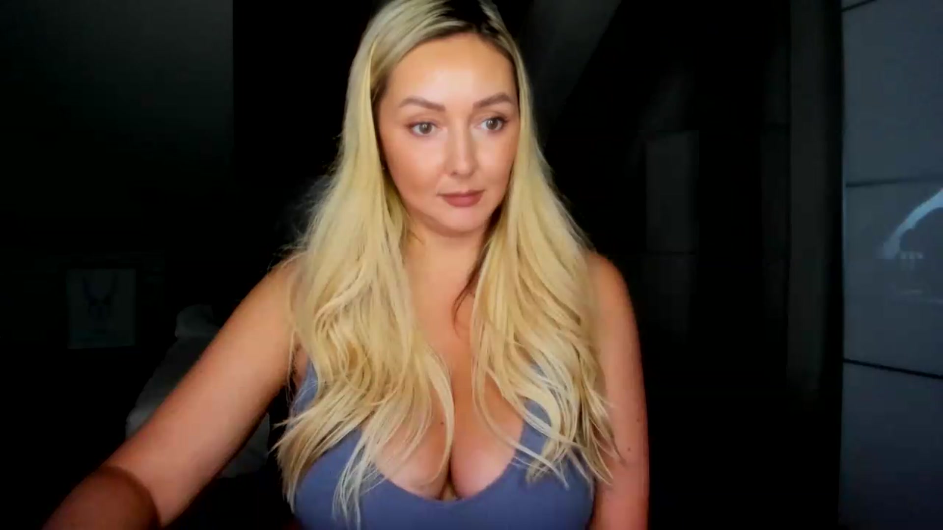 Gallery image thumbnail from Mi_Ha's myfreecams stream on, 07/24/2026, 14:52 image 5 of 20