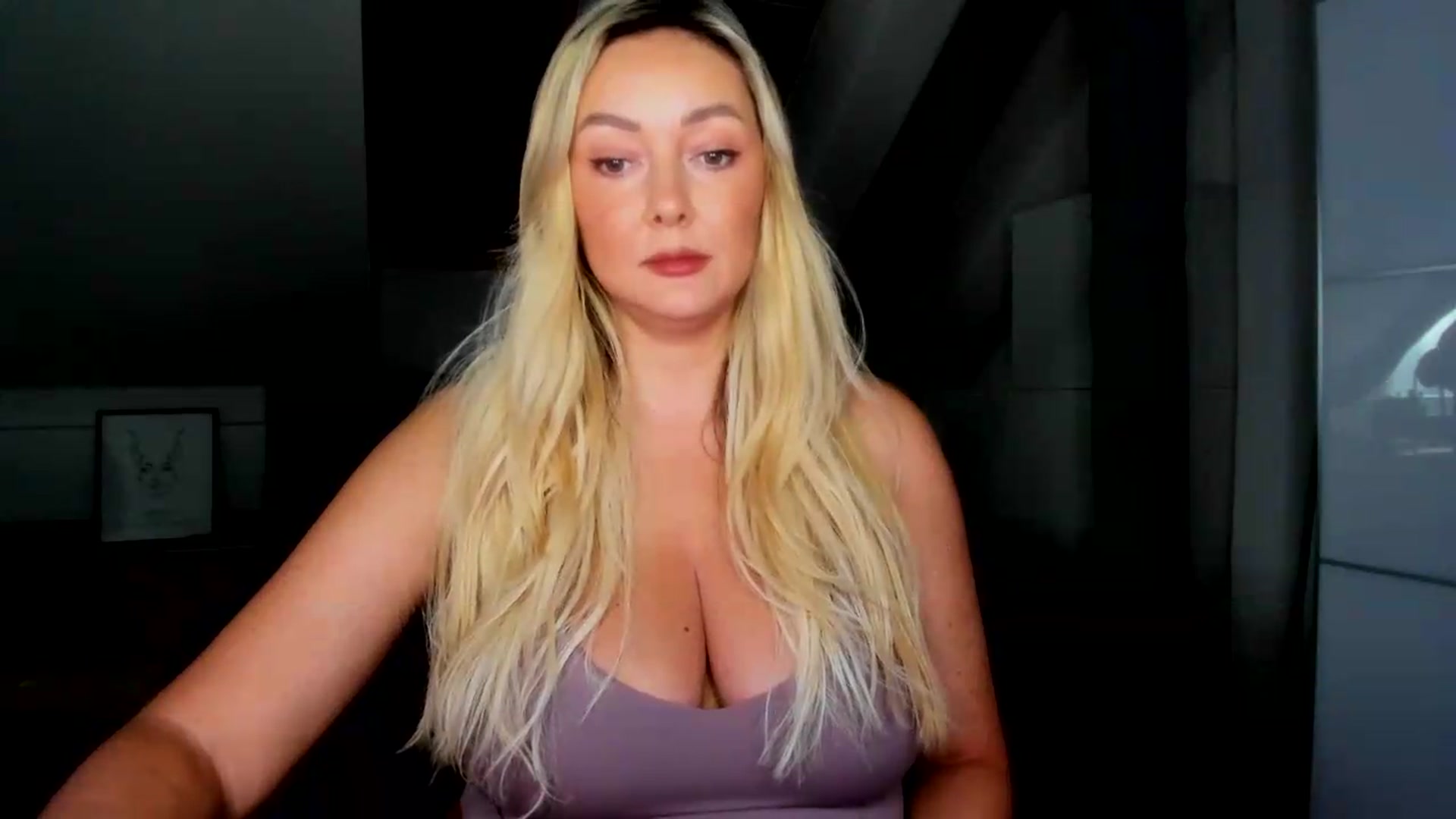 Gallery image thumbnail from Mi_Ha's myfreecams stream on, 07/31/2026, 13:46 image 4 of 20