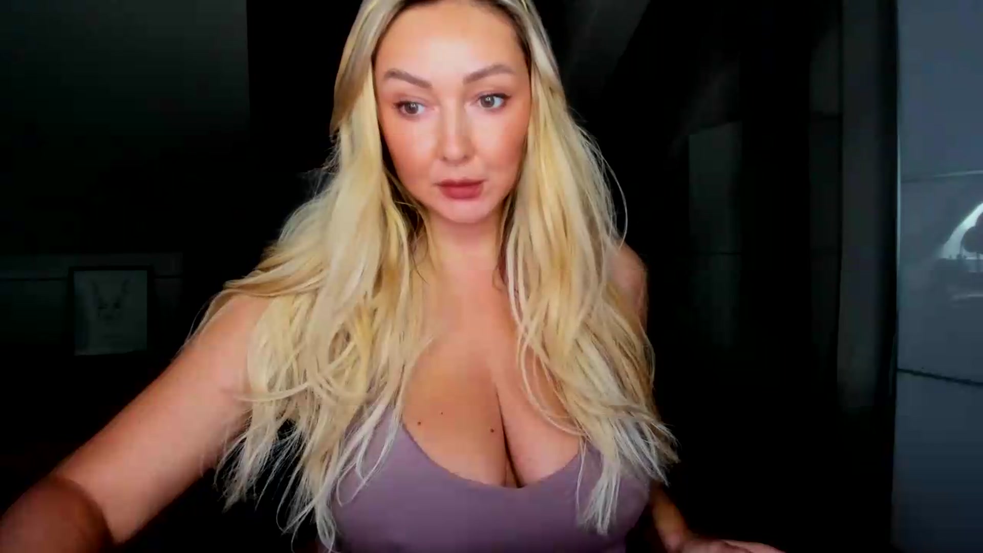 Gallery image thumbnail from Mi_Ha's myfreecams stream on, 07/31/2026, 13:46 image 2 of 20