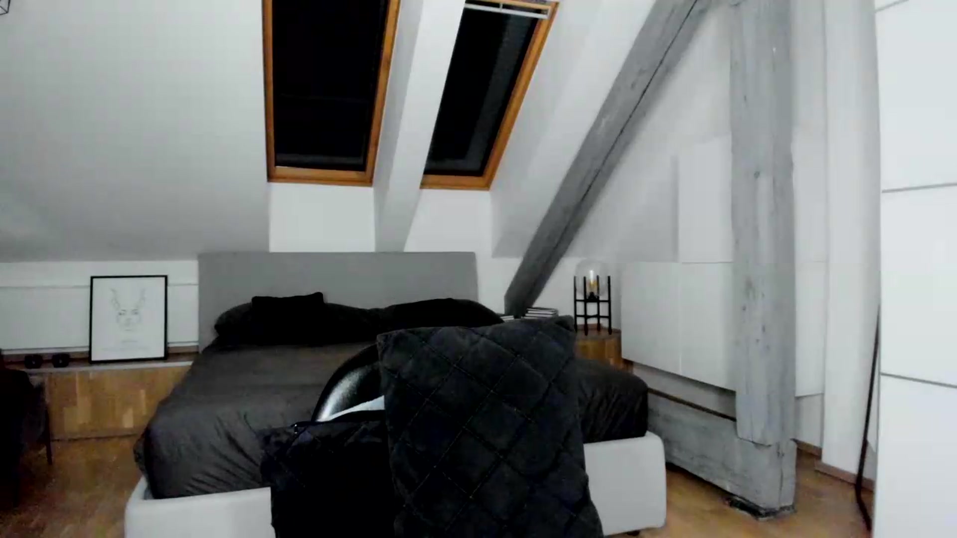 Gallery image thumbnail from Mi_Ha's myfreecams stream on, 08/04/2026, 16:25 image 2 of 20