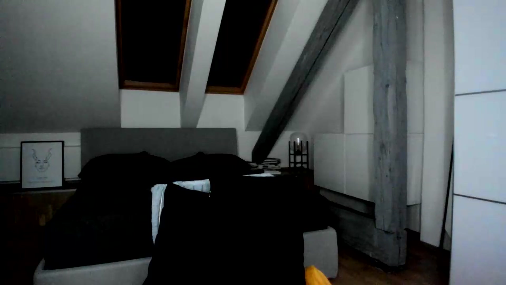 Gallery image thumbnail from Mi_Ha's myfreecams stream on, 08/07/2026, 14:42 image 17 of 20