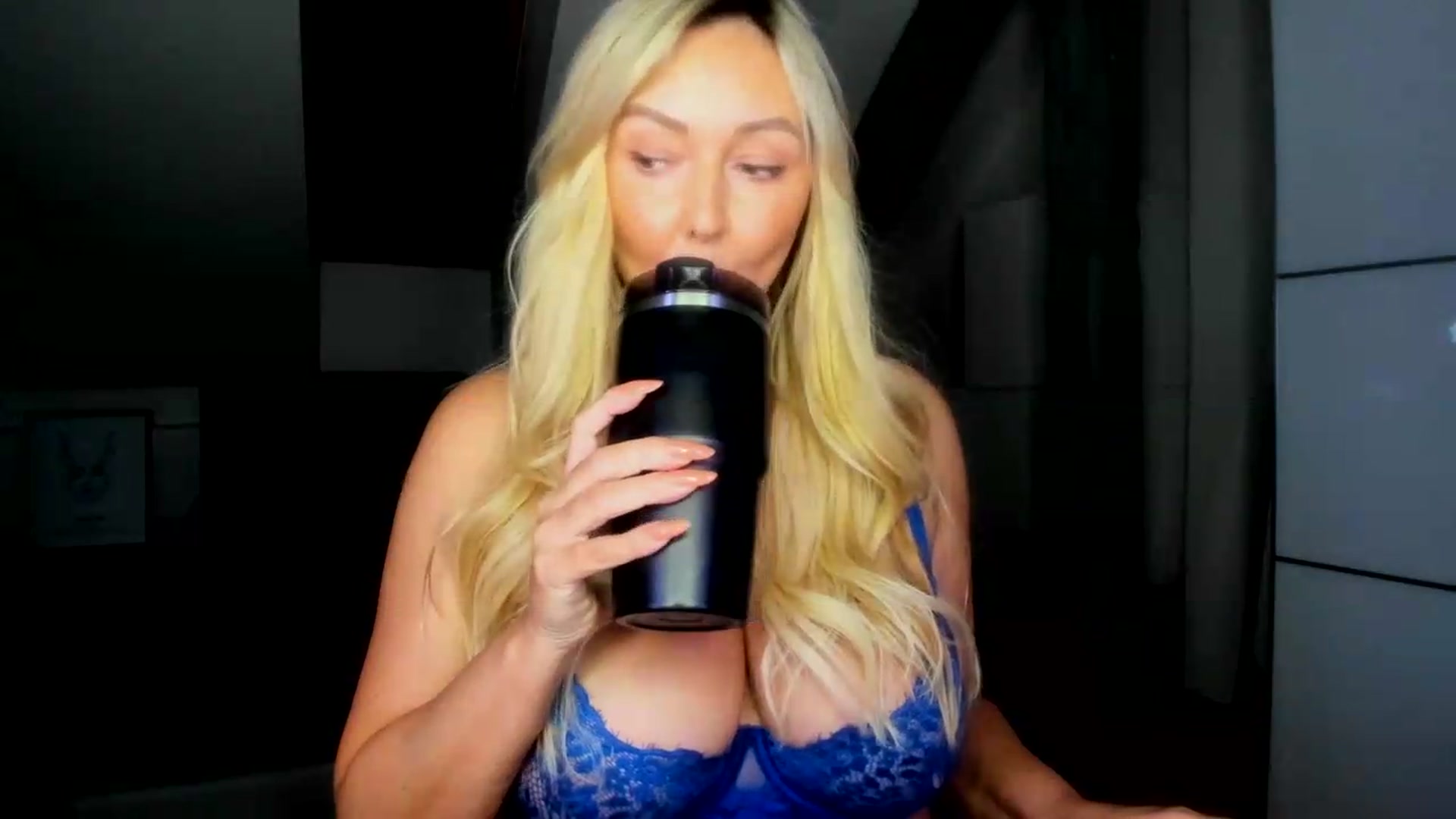 Gallery image thumbnail from Mi_Ha's myfreecams stream on, 08/08/2026, 16:02 image 14 of 20