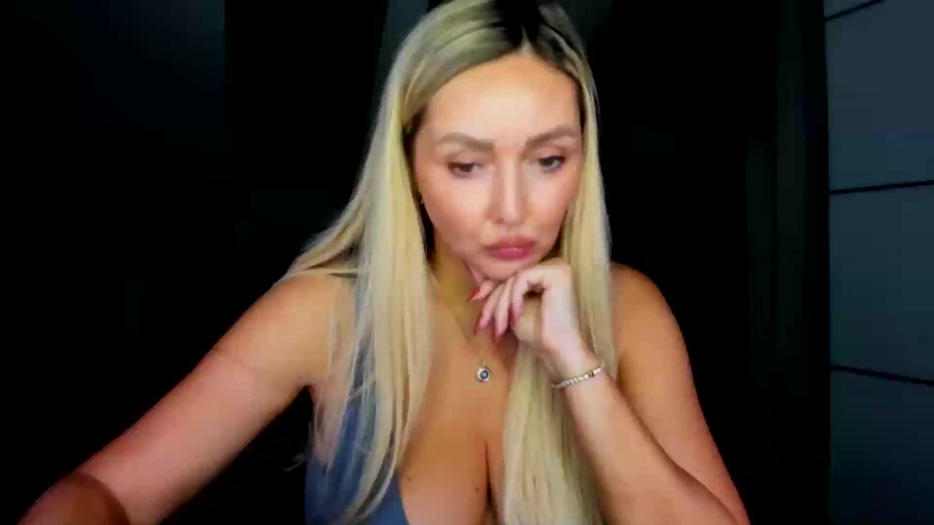 Gallery image thumbnail from Mi_Ha's myfreecams stream on, 08/21/2026, 16:47 image 13 of 20