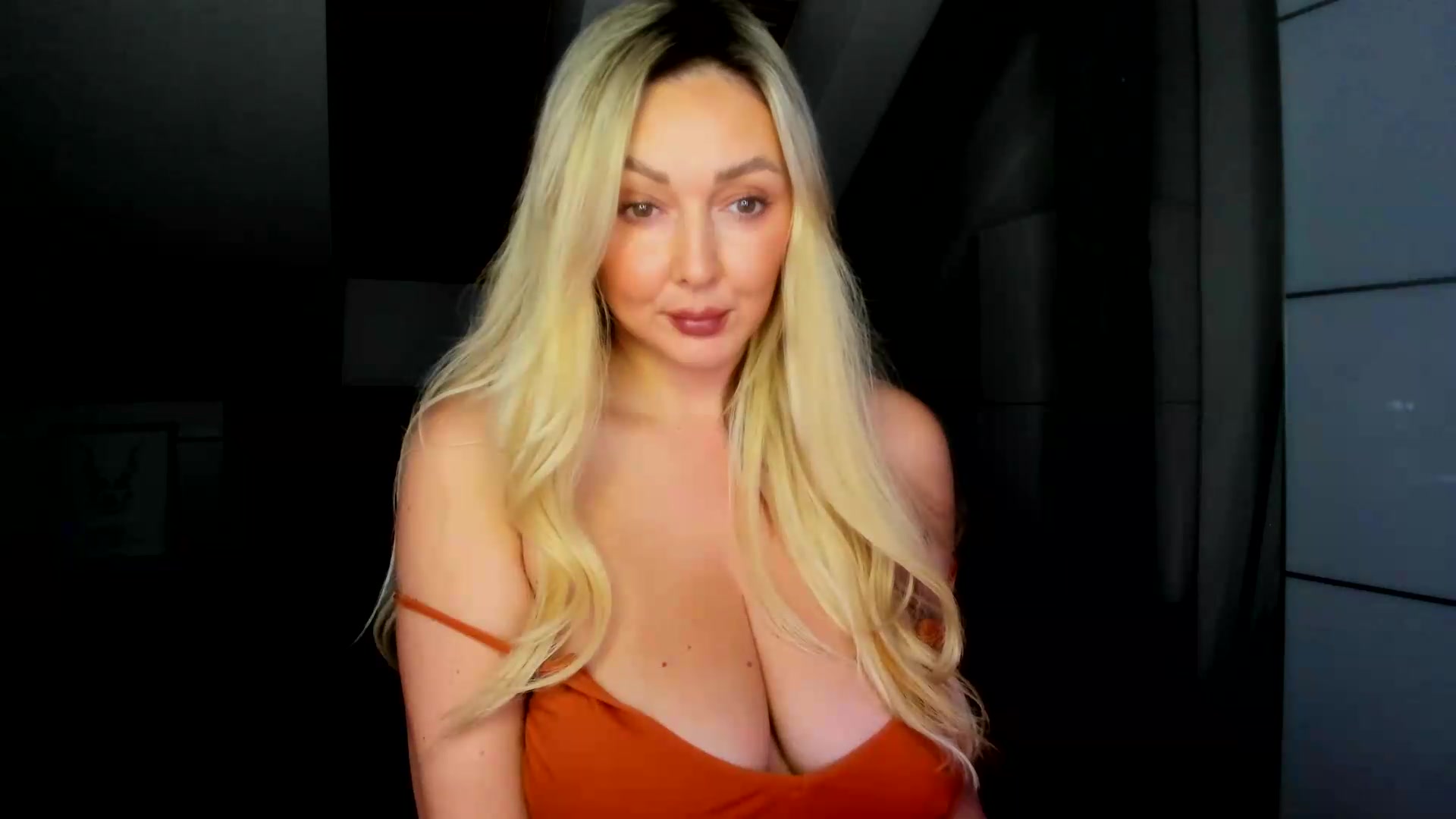 Gallery image thumbnail from Mi_Ha's myfreecams stream on, 09/01/2026, 13:57 image 20 of 20