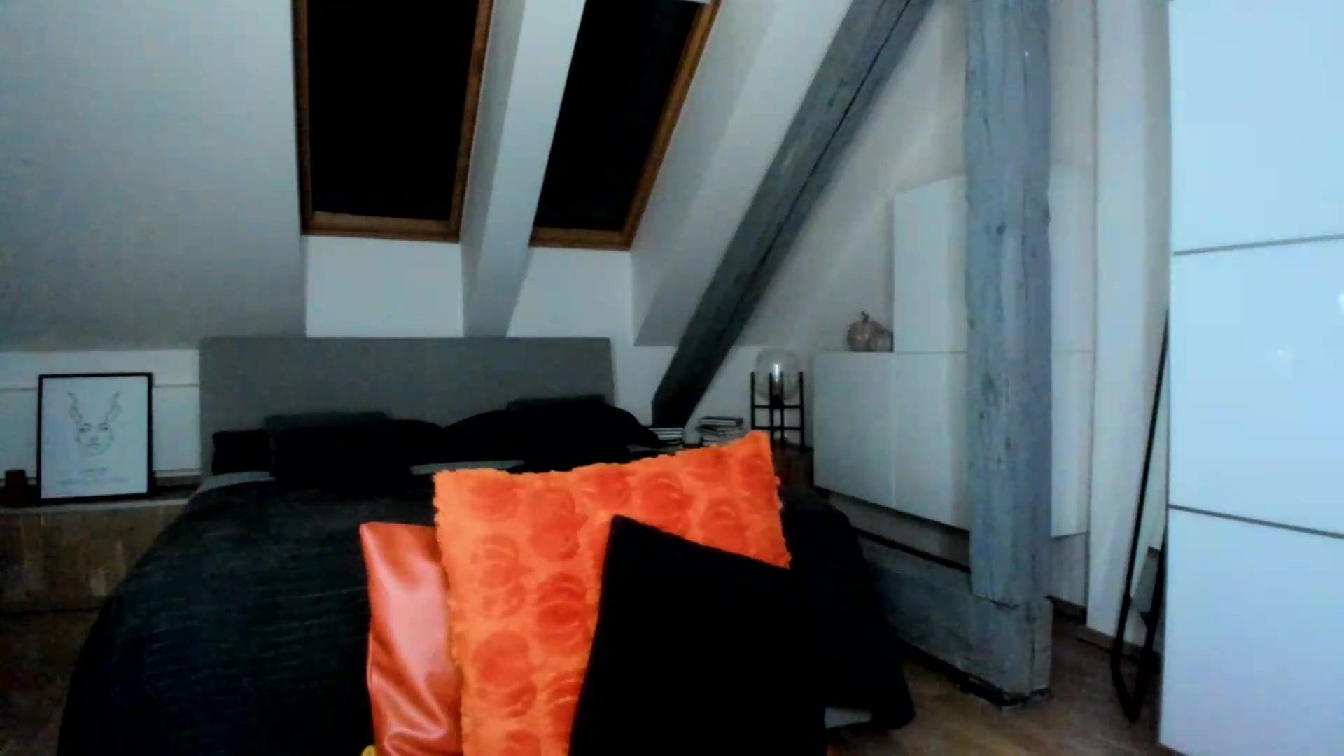 Gallery image thumbnail from Mi_Ha's myfreecams stream on, 09/02/2026, 16:34 image 15 of 20