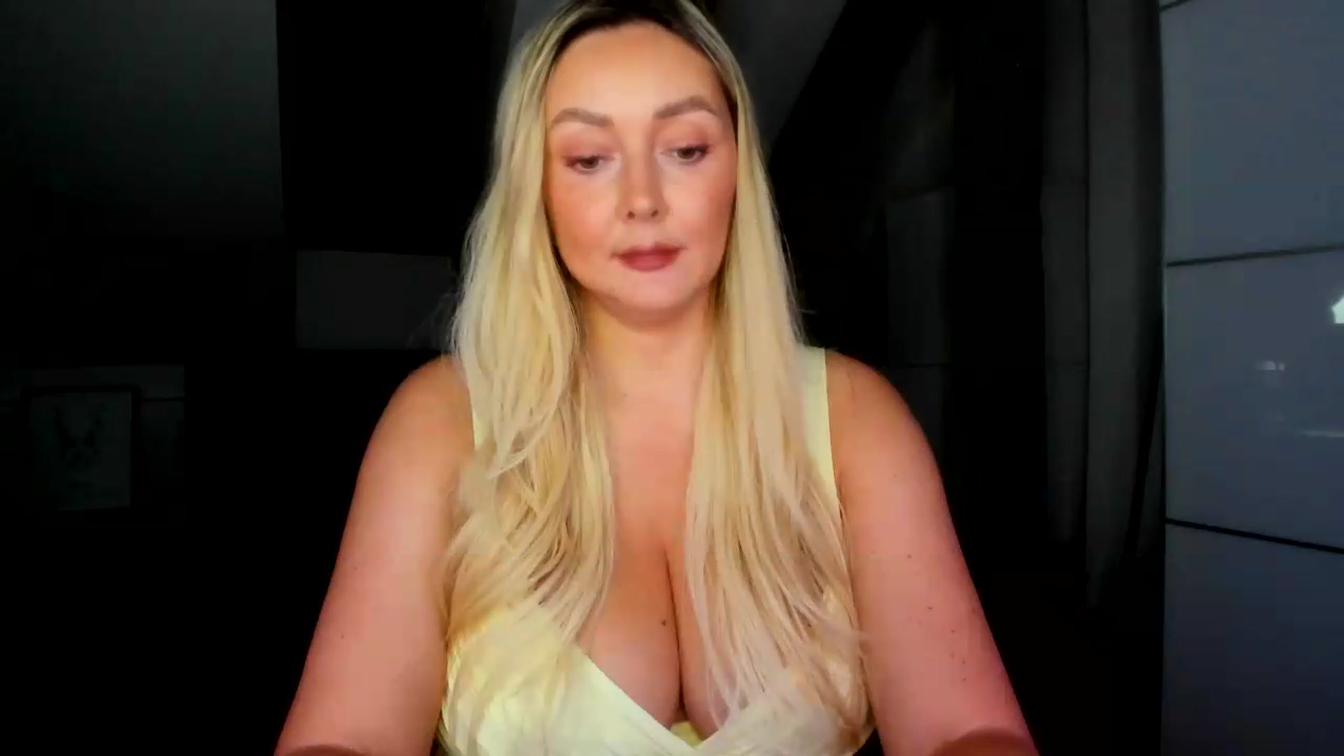 Gallery image thumbnail from Mi_Ha's myfreecams stream on, 09/03/2026, 14:20 image 7 of 20