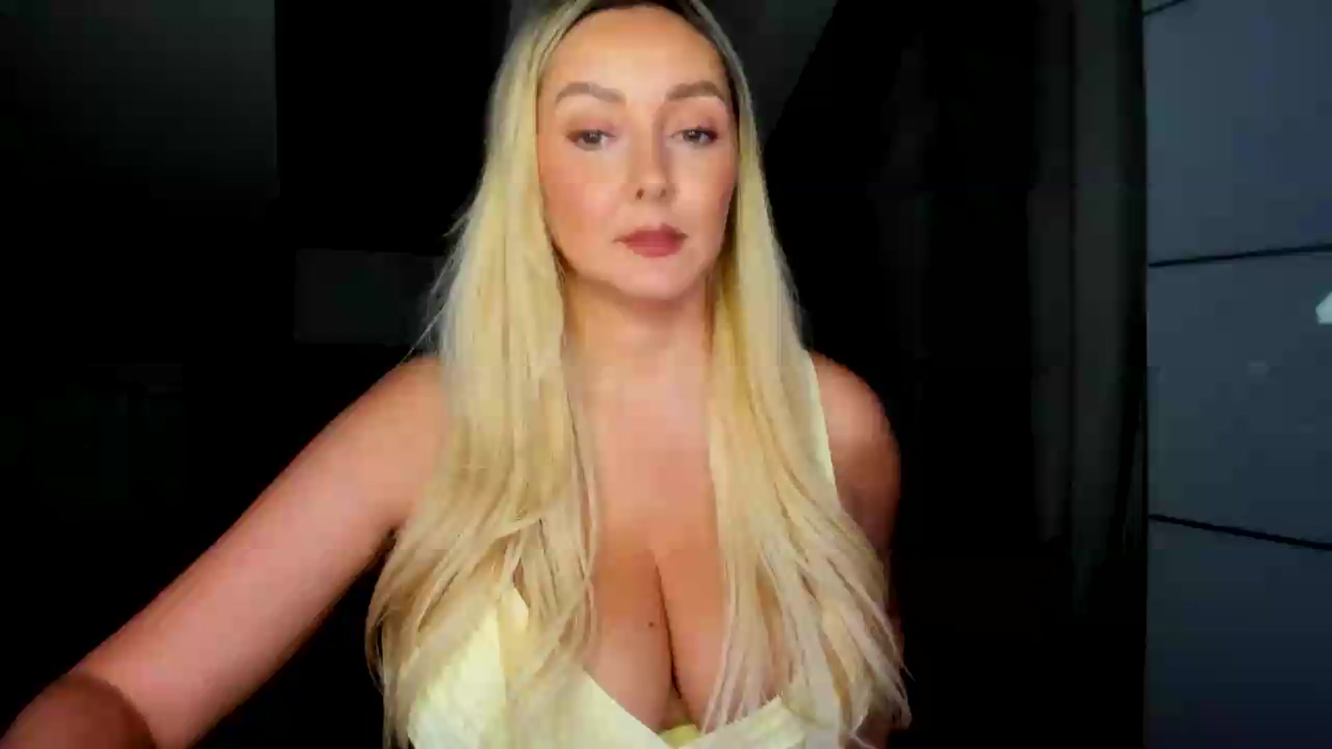 Gallery image thumbnail from Mi_Ha's myfreecams stream on, 09/03/2026, 15:37 image 4 of 20
