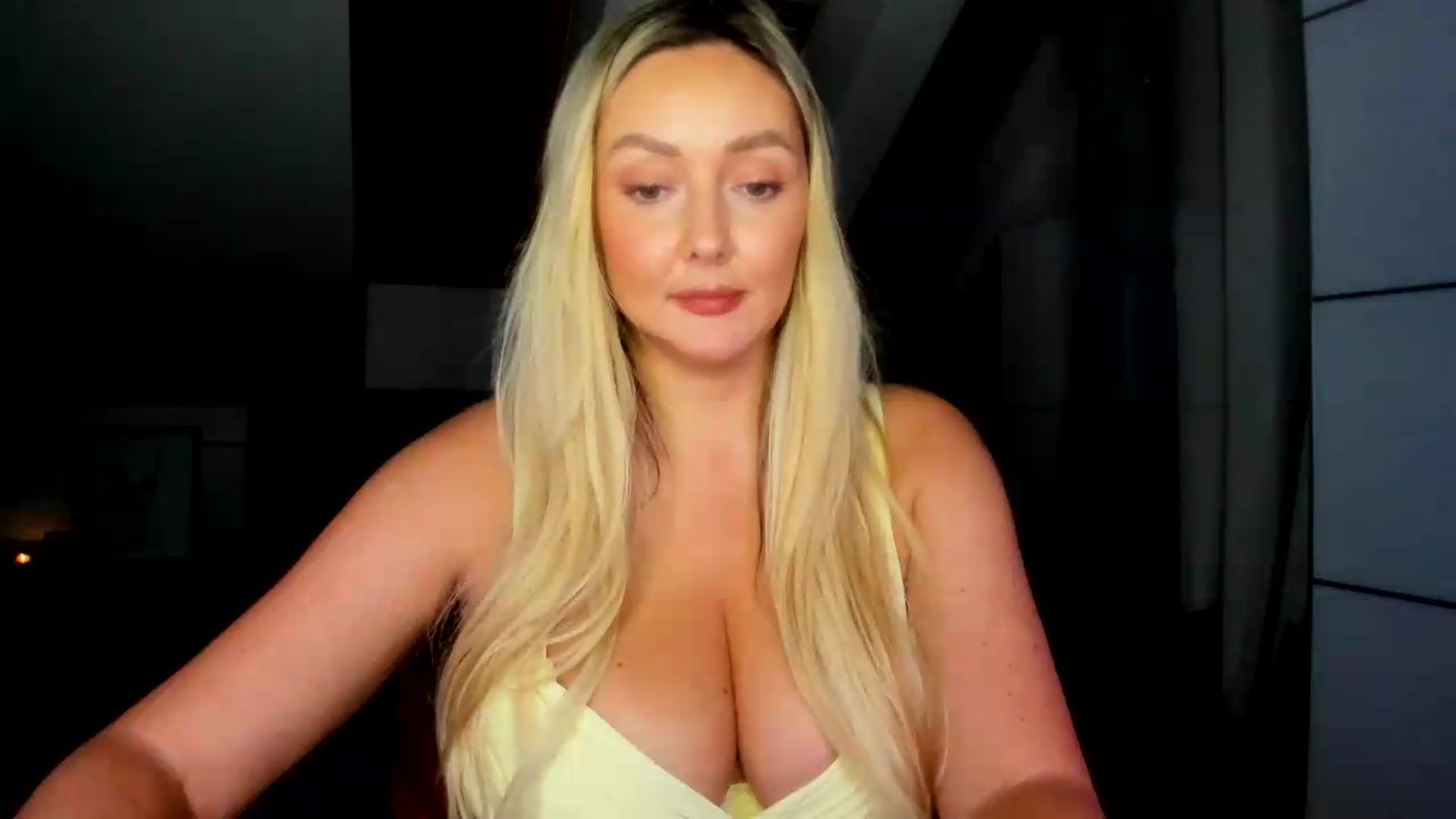 Gallery image thumbnail from Mi_Ha's myfreecams stream on, 09/03/2026, 21:18 image 5 of 20