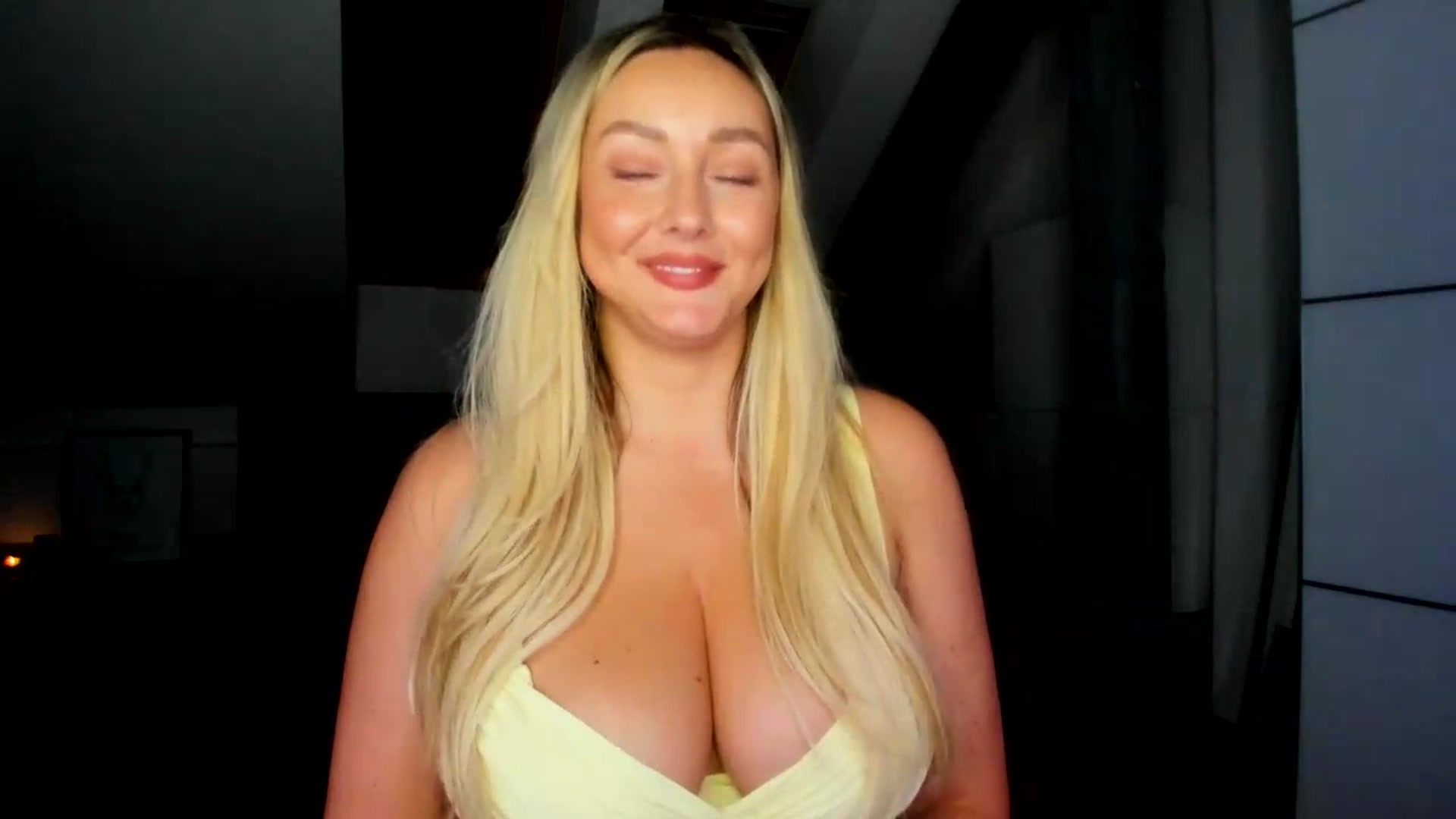 Gallery image thumbnail from Mi_Ha's myfreecams stream on, 09/03/2026, 21:18 image 13 of 20