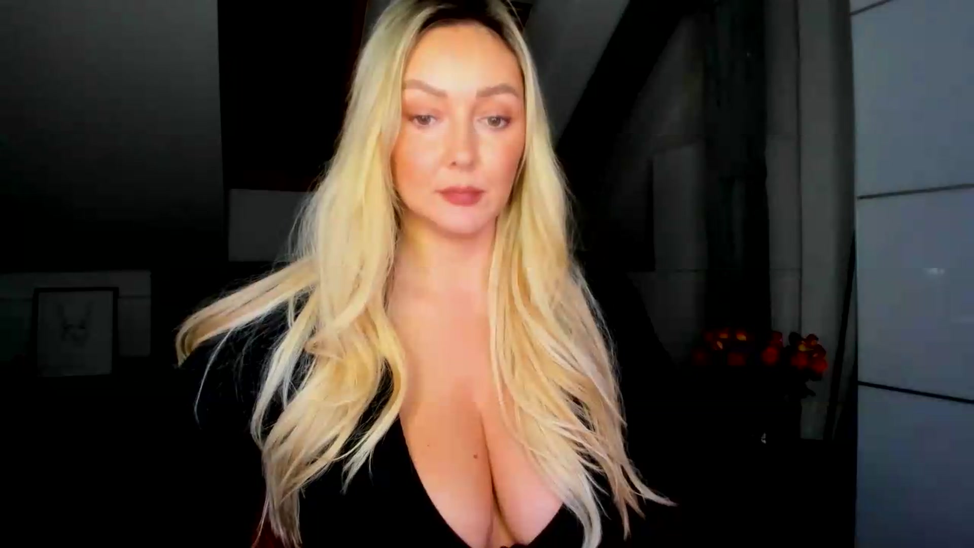 Gallery image thumbnail from Mi_Ha's myfreecams stream on, 09/05/2026, 15:42 image 10 of 20