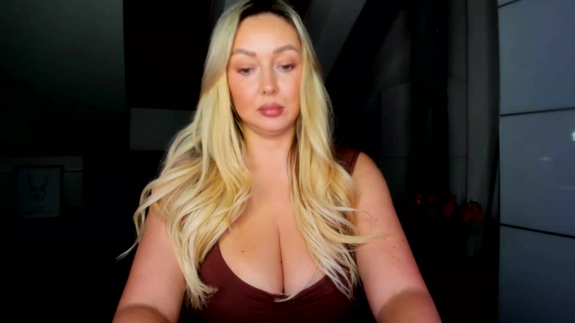 Gallery image thumbnail from Mi_Ha's myfreecams stream on, 09/07/2026, 13:37 image 15 of 20