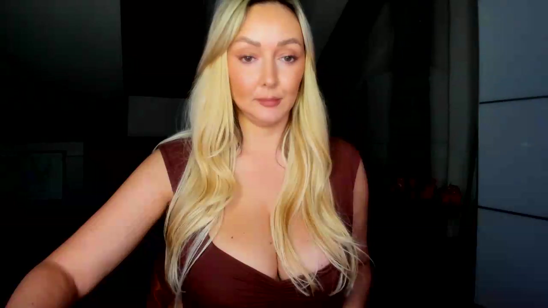 Gallery image thumbnail from Mi_Ha's myfreecams stream on, 09/07/2026, 15:17 image 10 of 20
