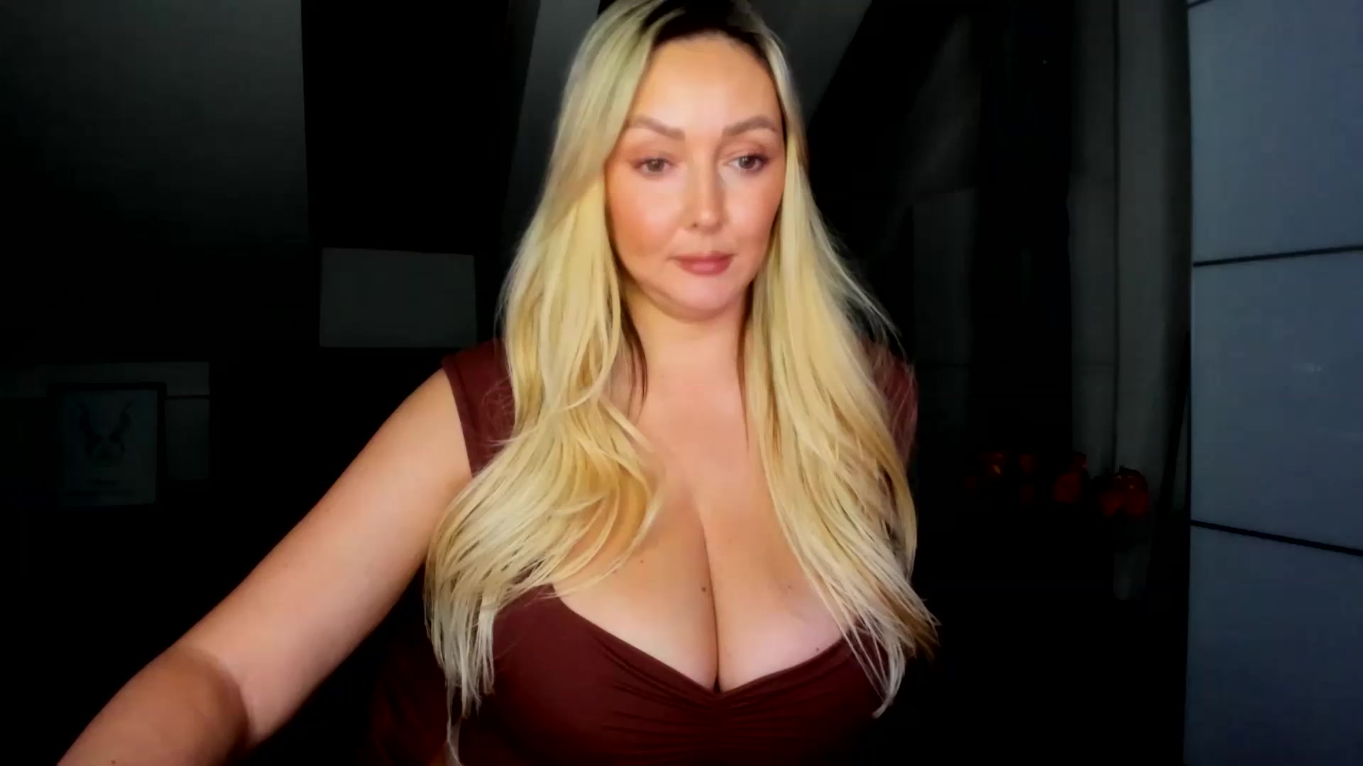 Gallery image thumbnail from Mi_Ha's myfreecams stream on, 09/07/2026, 15:36 image 2 of 20