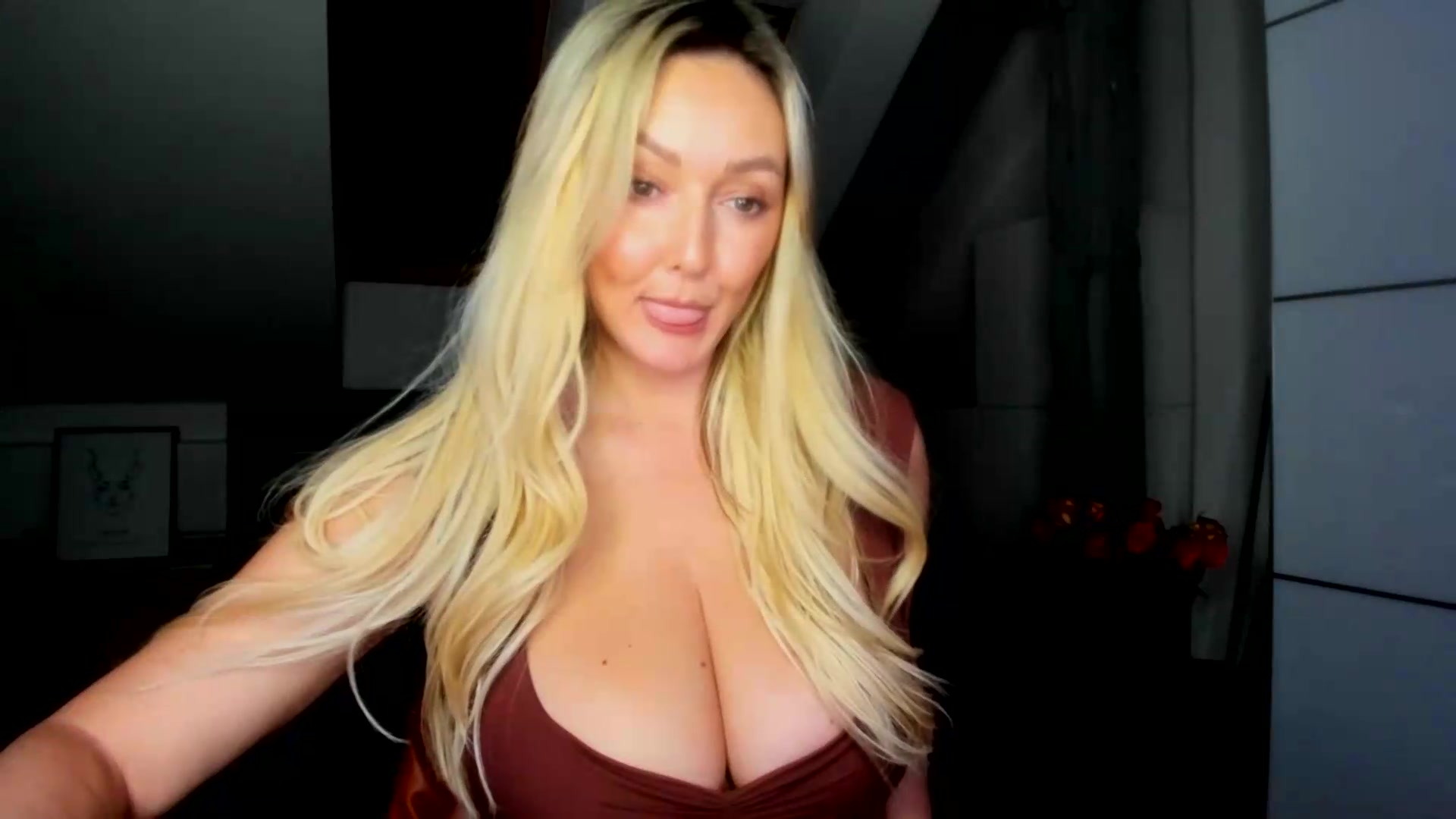 Gallery image thumbnail from Mi_Ha's myfreecams stream on, 09/07/2026, 15:36 image 15 of 20