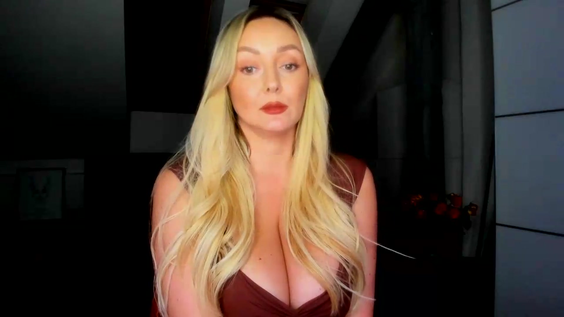 Gallery image thumbnail from Mi_Ha's myfreecams stream on, 09/07/2026, 20:02 image 4 of 20