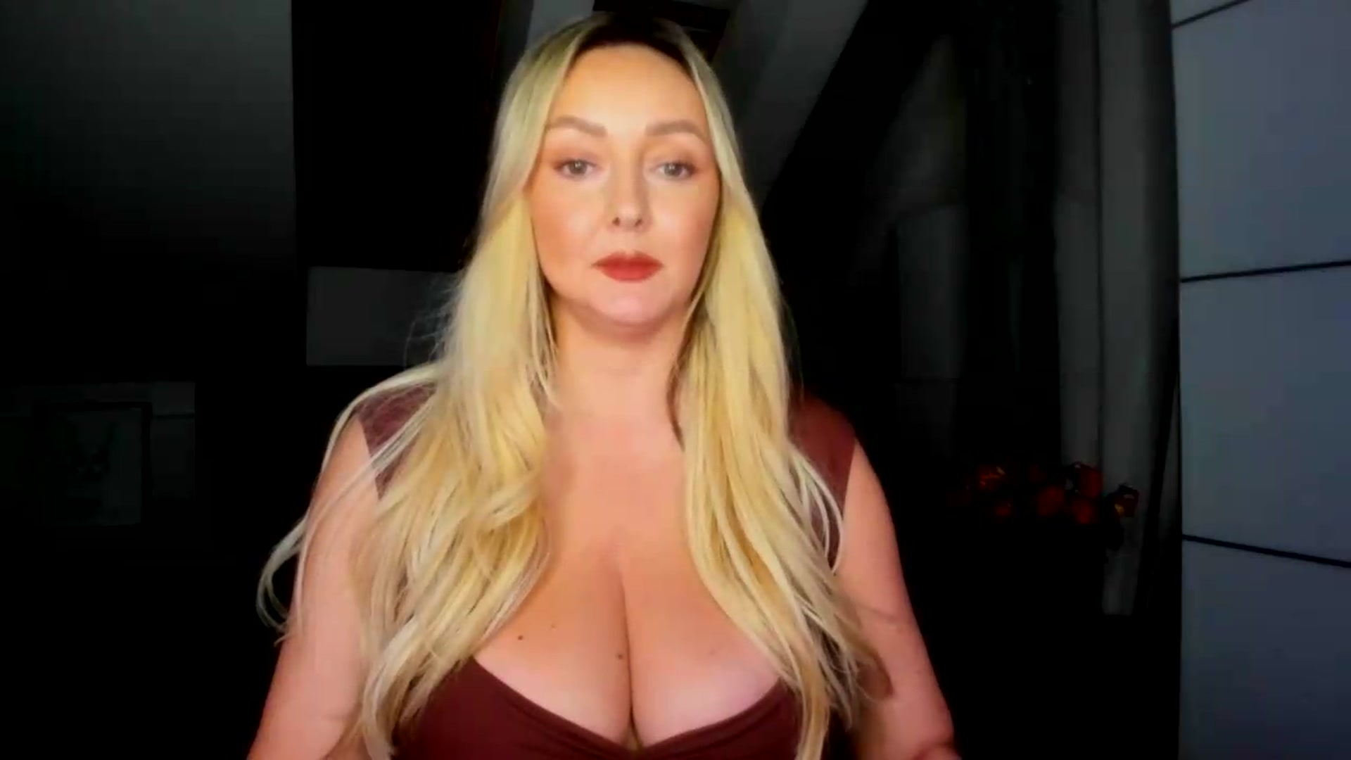 Gallery image thumbnail from Mi_Ha's myfreecams stream on, 09/07/2026, 20:02 image 6 of 20