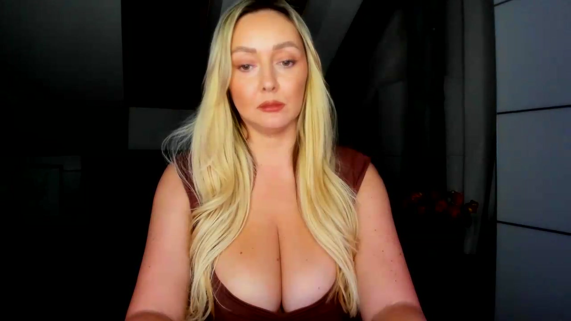 Gallery image thumbnail from Mi_Ha's myfreecams stream on, 09/07/2026, 21:26 image 16 of 20
