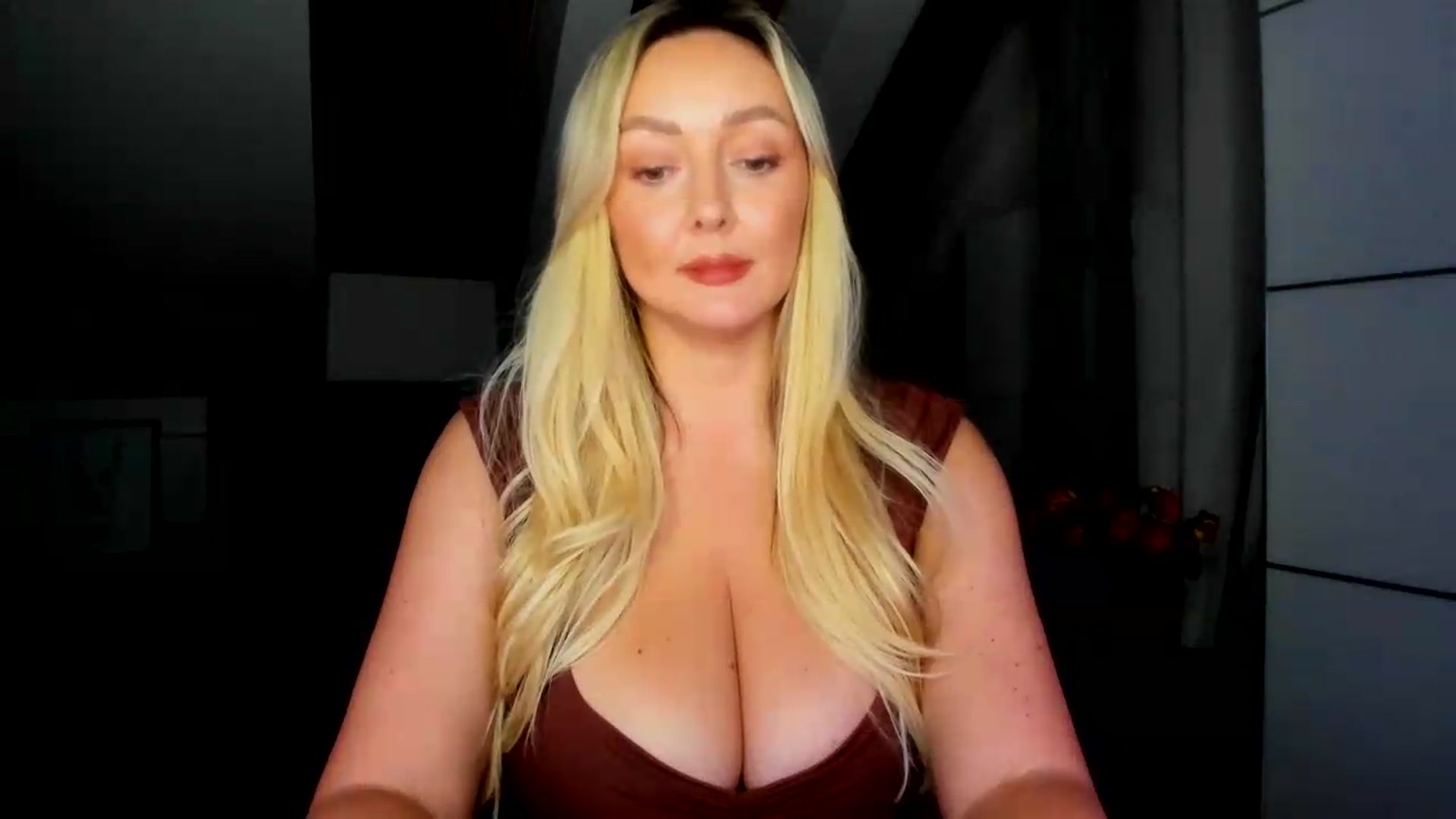 Gallery image thumbnail from Mi_Ha's myfreecams stream on, 09/07/2026, 21:26 image 19 of 20