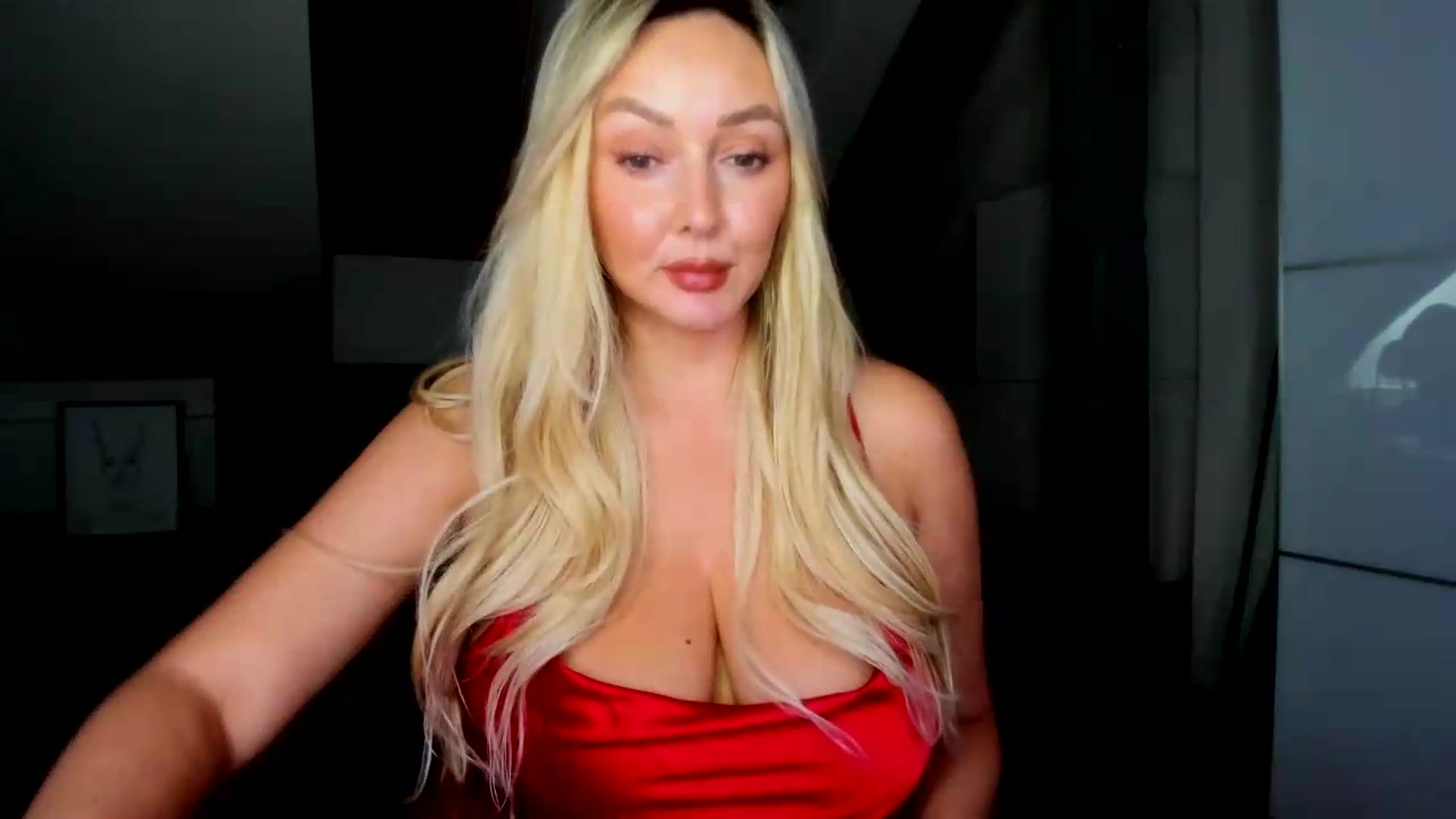 Gallery image thumbnail from Mi_Ha's myfreecams stream on, 09/10/2026, 14:46 image 2 of 20