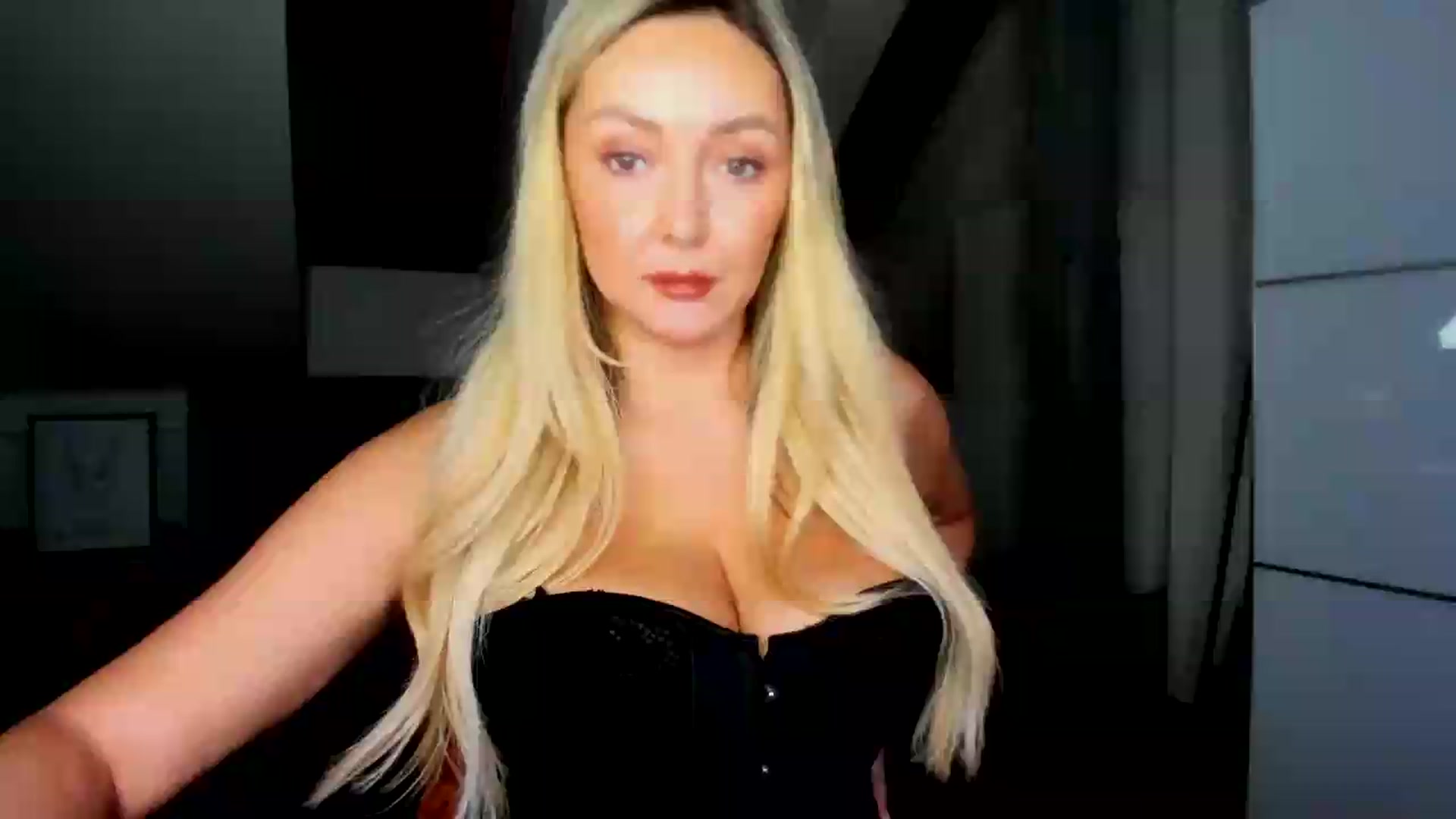 Gallery image thumbnail from Mi_Ha's myfreecams stream on, 09/11/2026, 14:19 image 1 of 20