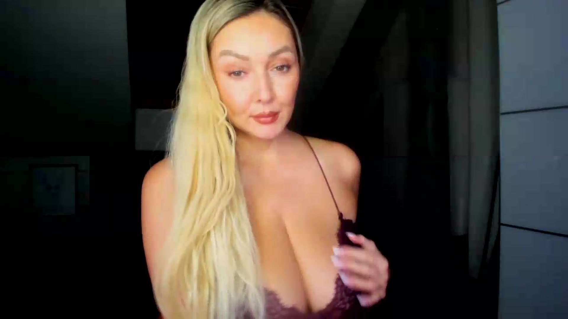 Gallery image thumbnail from Mi_Ha's myfreecams stream on, 09/12/2026, 15:29 image 6 of 20