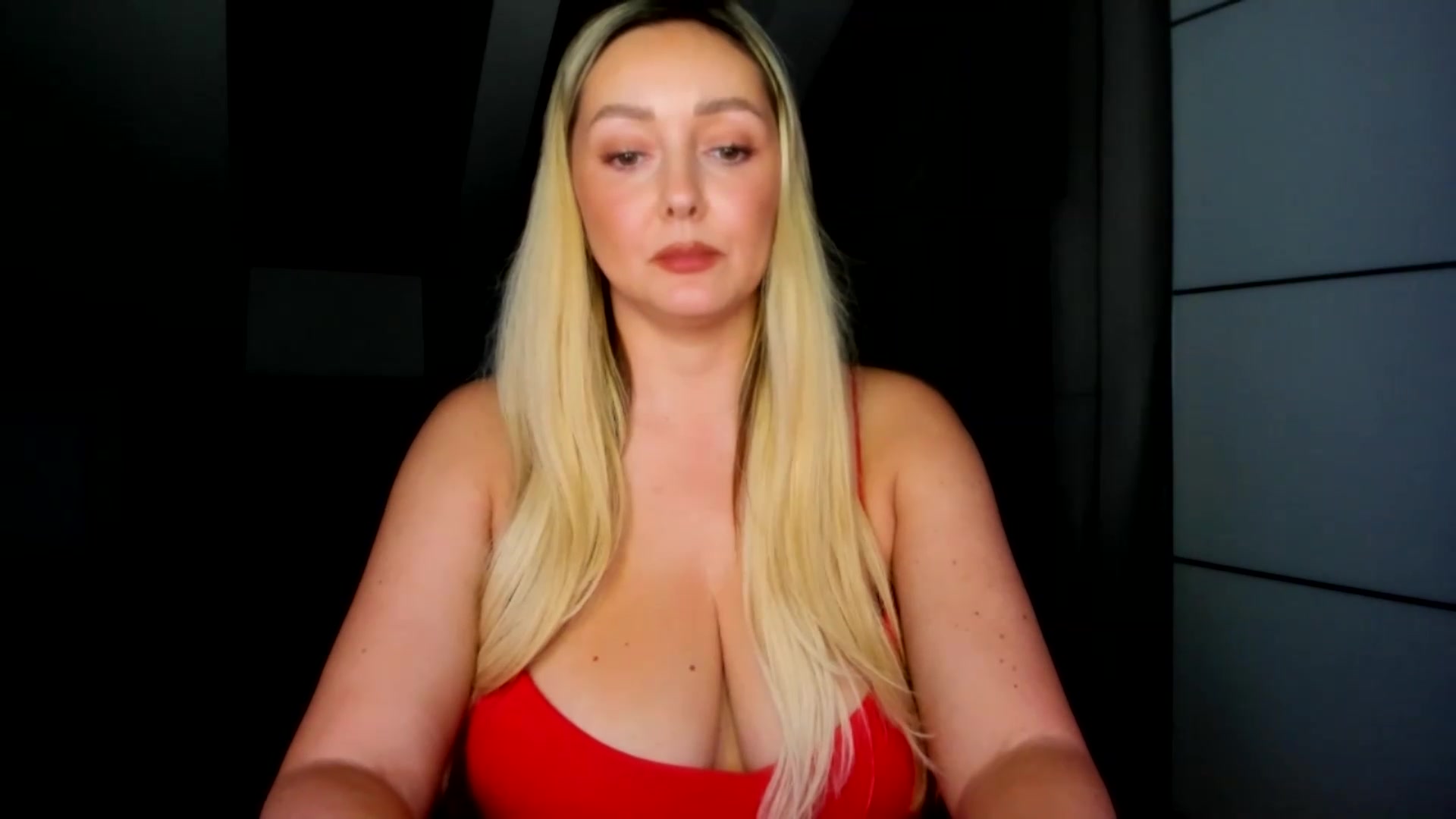 Gallery image thumbnail from Mi_Ha's myfreecams stream on, 09/14/2026, 21:32 image 17 of 20