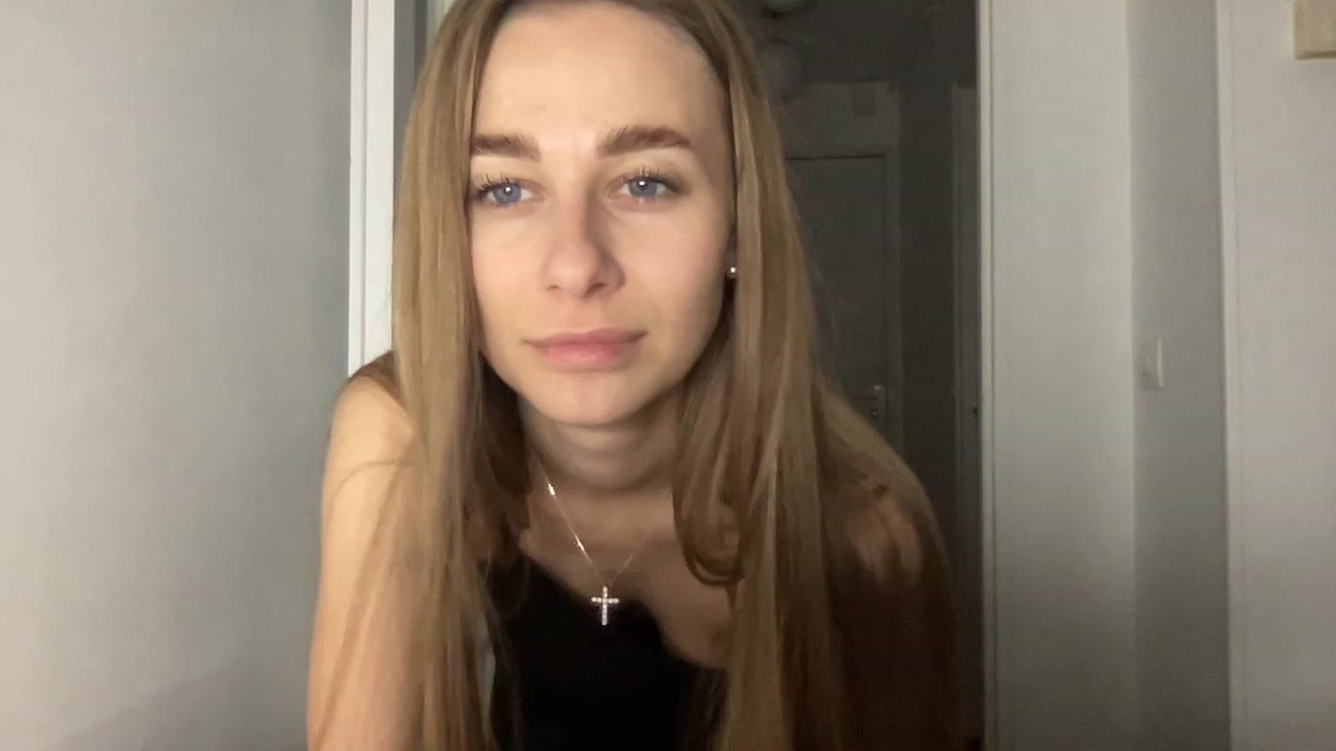Gallery image thumbnail from Mia118's myfreecams stream on, 12/20/2022, 22:34 image 4 of 20