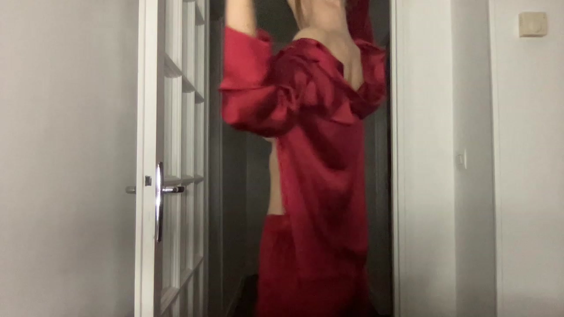 Gallery image thumbnail from Mia118's myfreecams stream on, 01/03/2023, 21:29 image 1 of 20