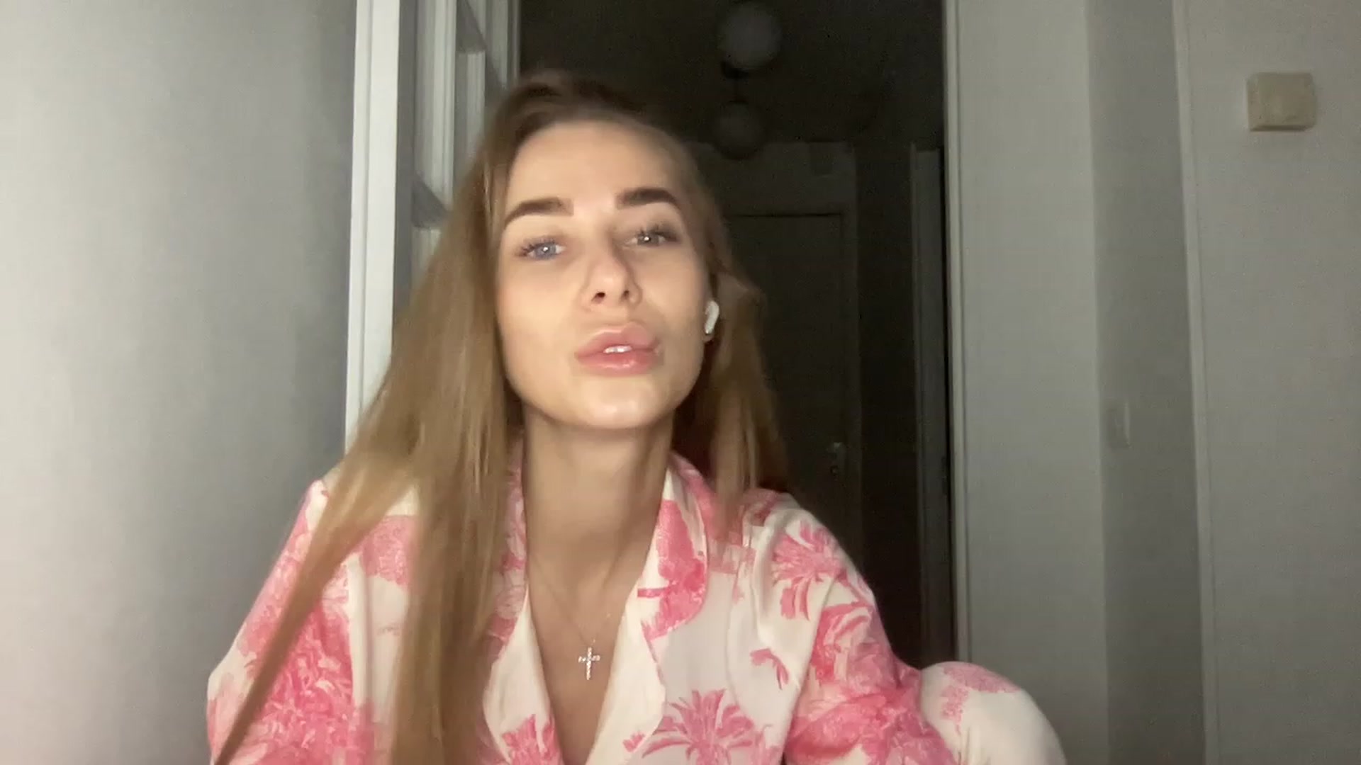 Gallery image thumbnail from Mia118's myfreecams stream on, 01/06/2023, 21:48 image 1 of 20