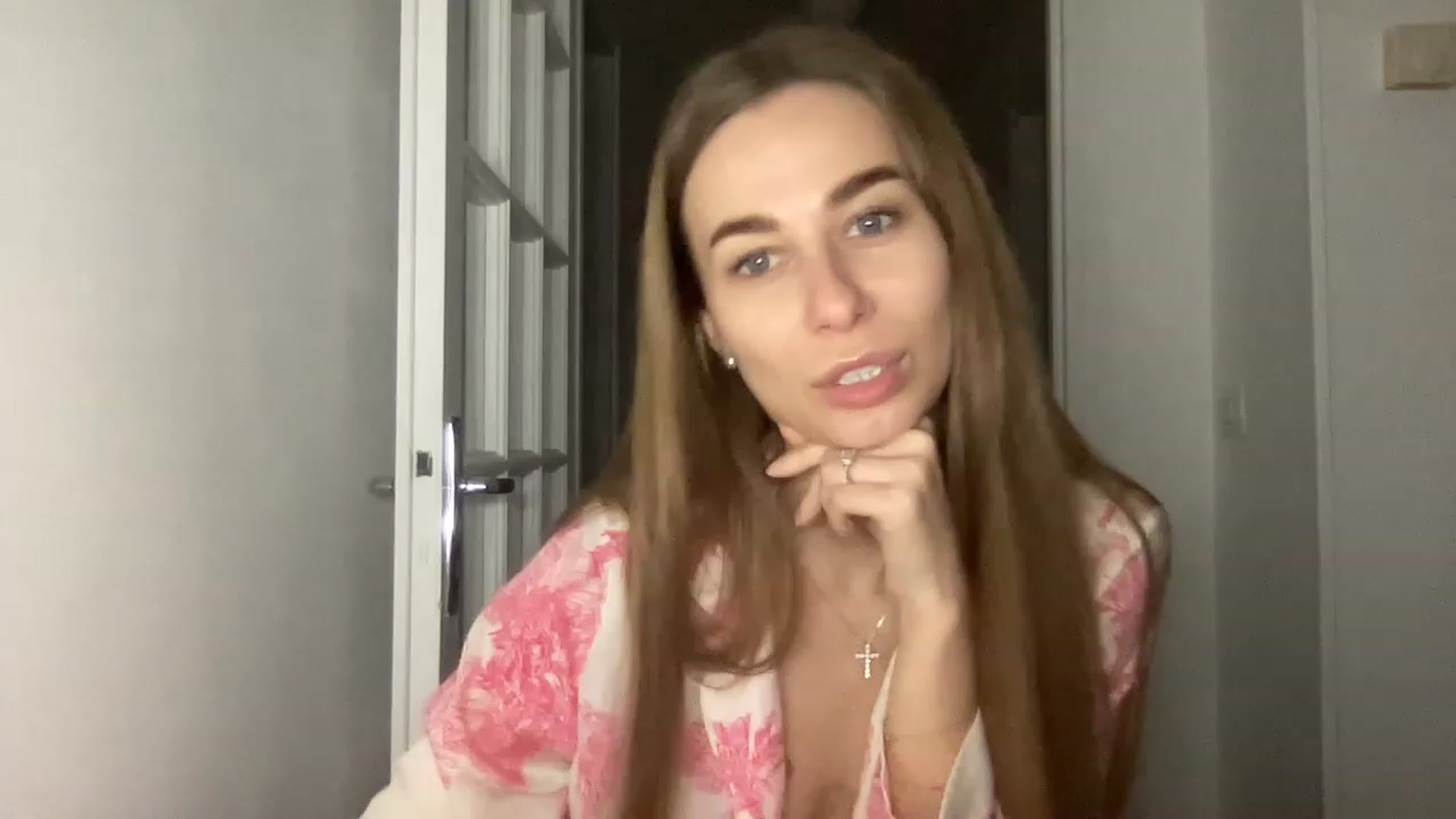Gallery image thumbnail from Mia118's myfreecams stream on, 01/07/2023, 16:41 image 5 of 20