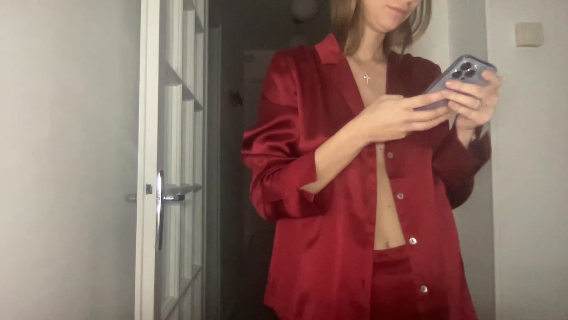 Gallery image thumbnail from Mia118's myfreecams stream on, 01/10/2023, 17:42 image 1 of 20