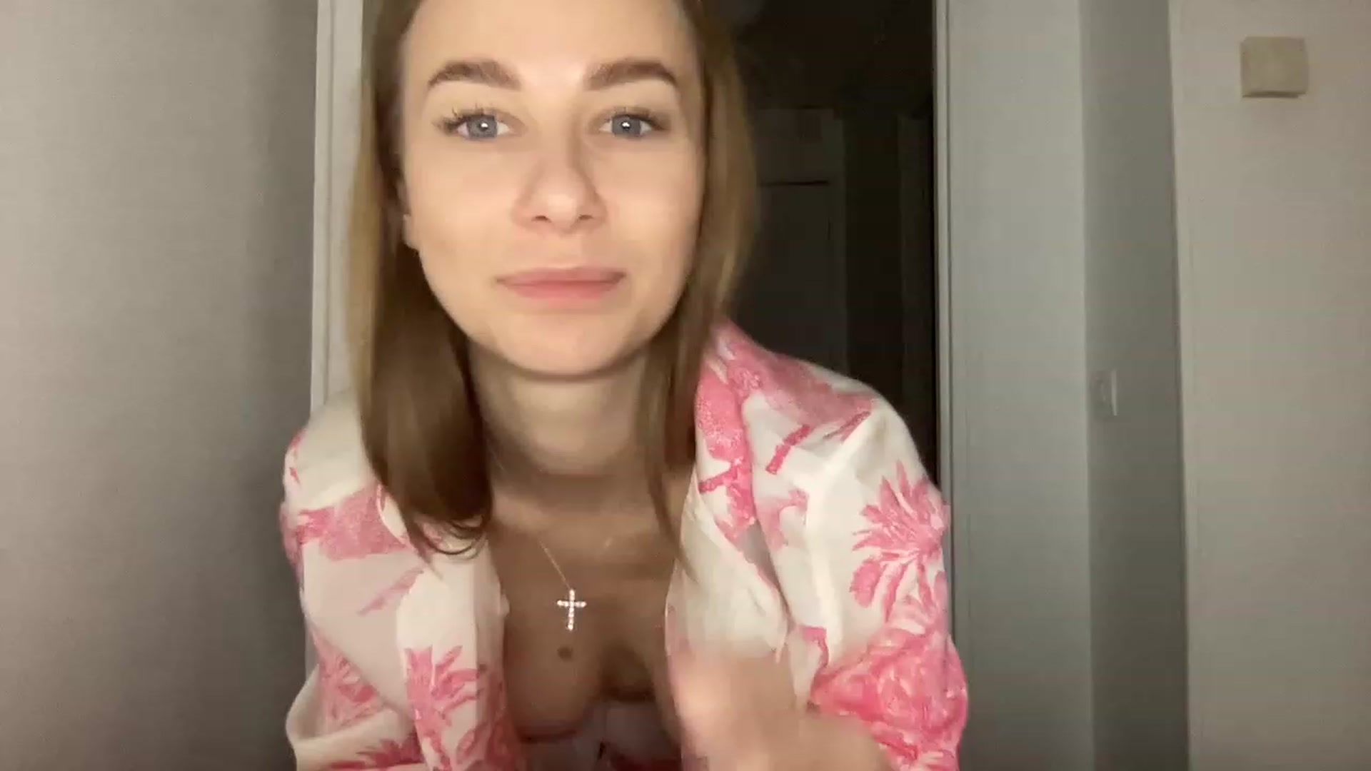 Gallery image thumbnail from Mia118's myfreecams stream on, 01/22/2023, 21:06 image 5 of 20