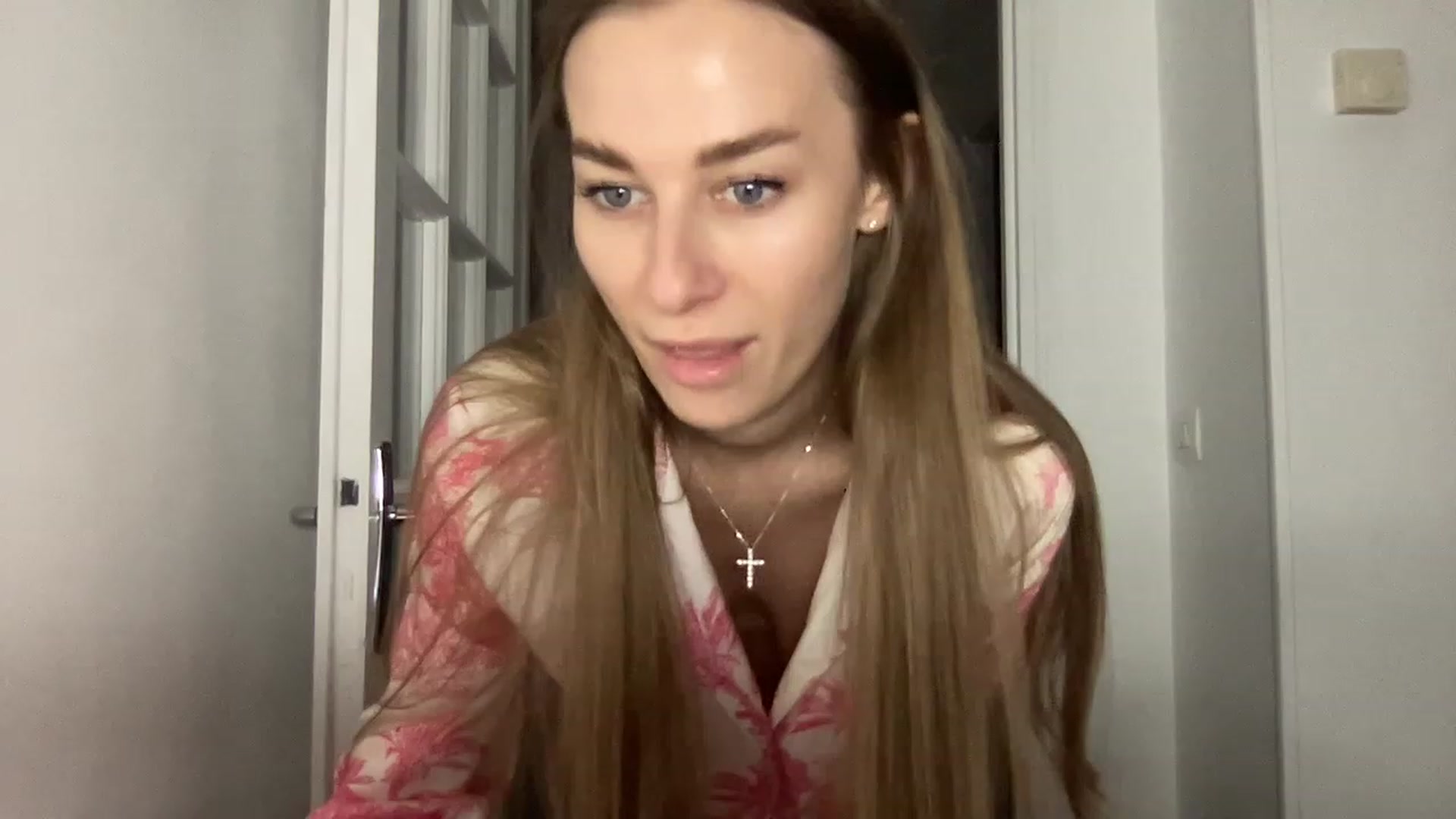 Gallery image thumbnail from Mia118's myfreecams stream on, 02/04/2023, 21:21 image 14 of 20