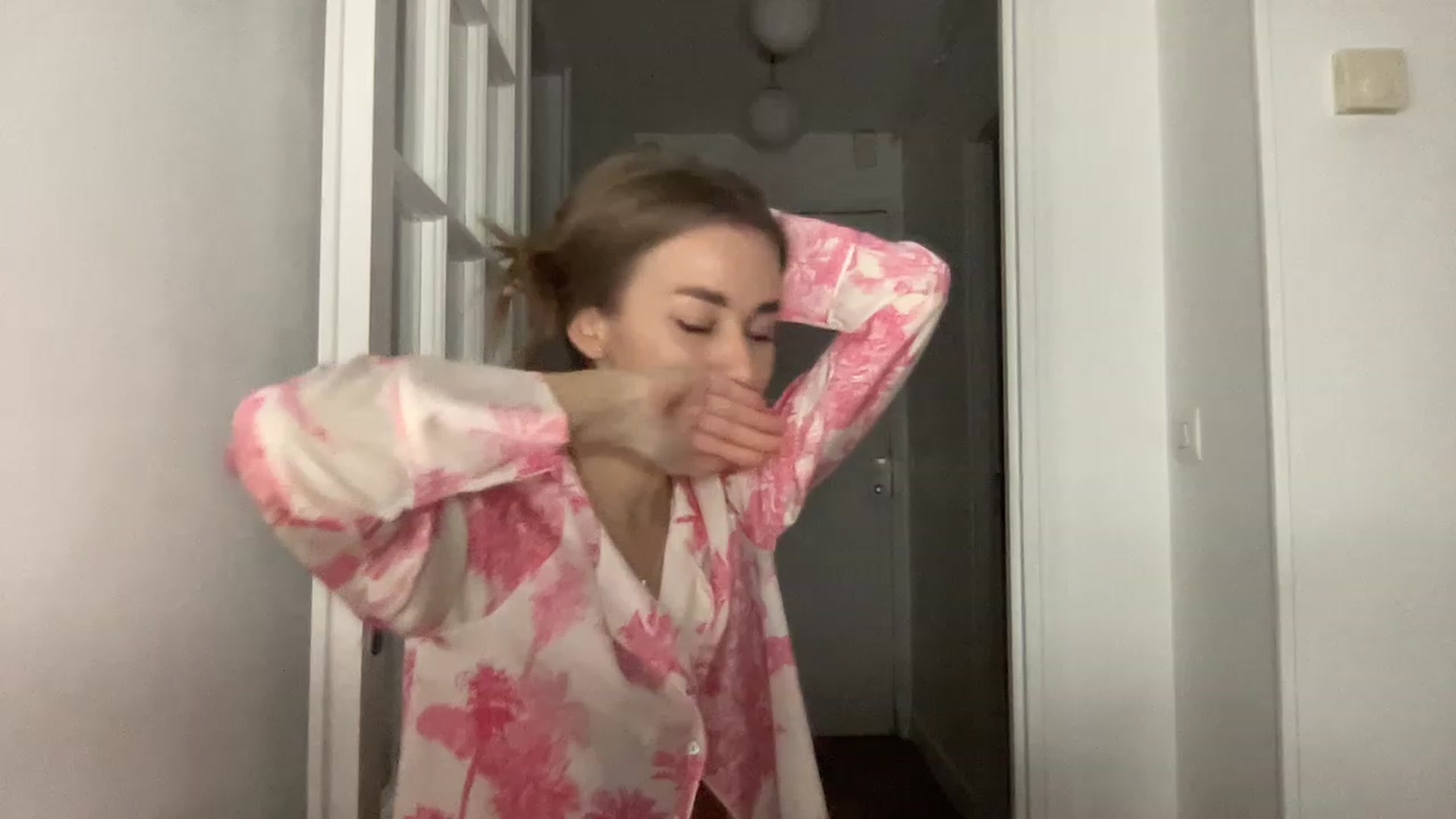 Gallery image thumbnail from Mia118's myfreecams stream on, 02/04/2023, 21:21 image 11 of 20