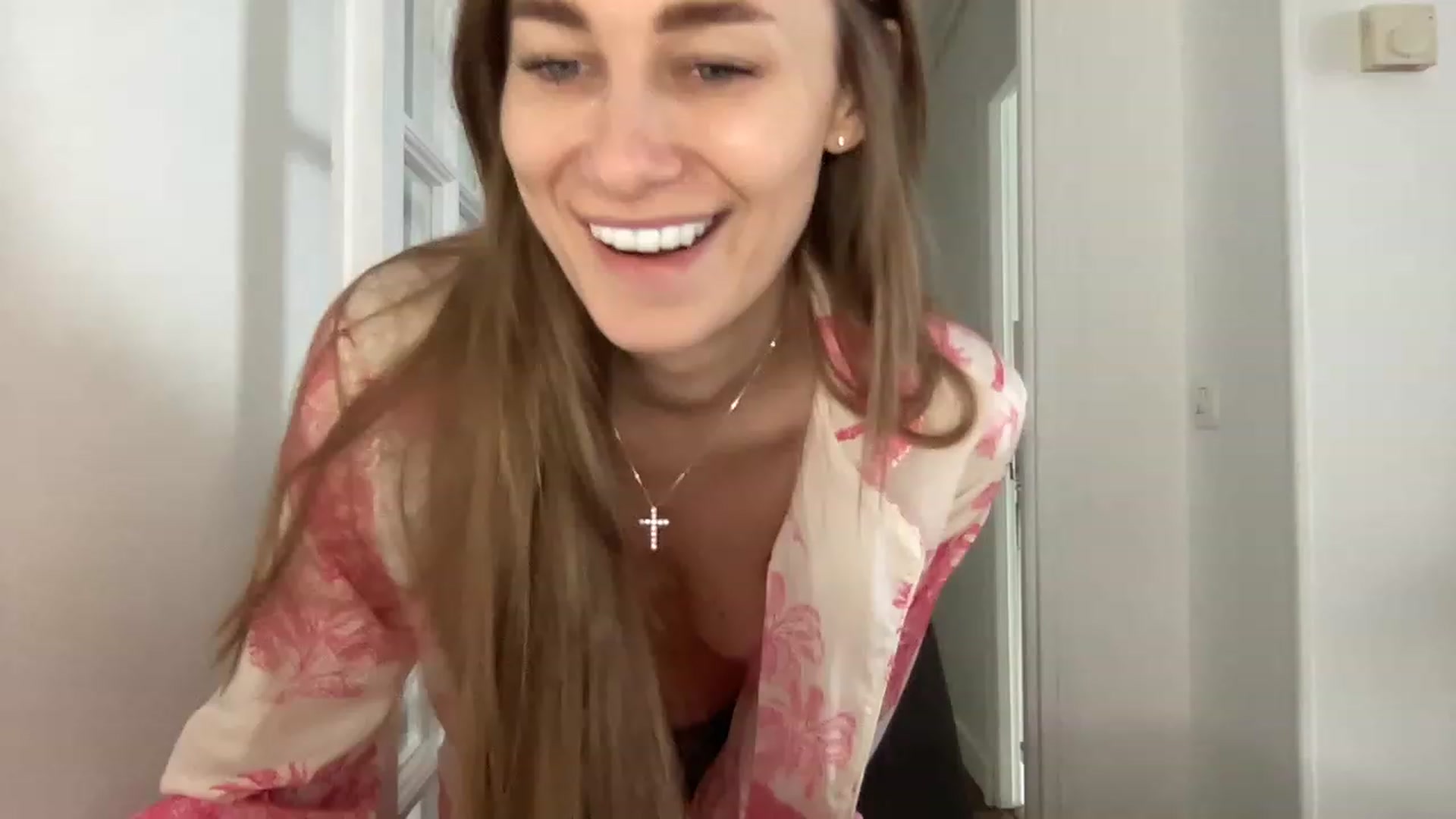 Gallery image thumbnail from Mia118's myfreecams stream on, 02/06/2023, 14:16 image 18 of 20