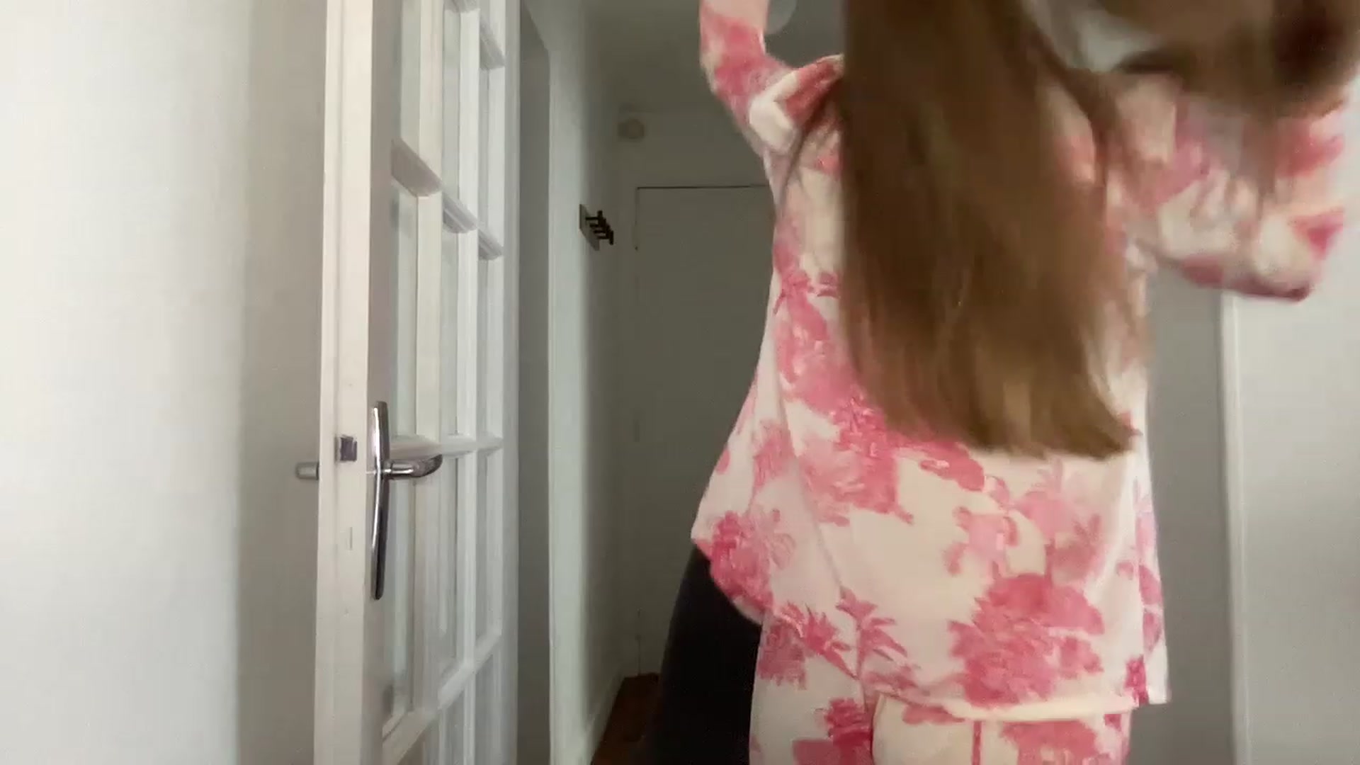 Gallery image thumbnail from Mia118's myfreecams stream on, 02/09/2023, 15:12 image 9 of 20