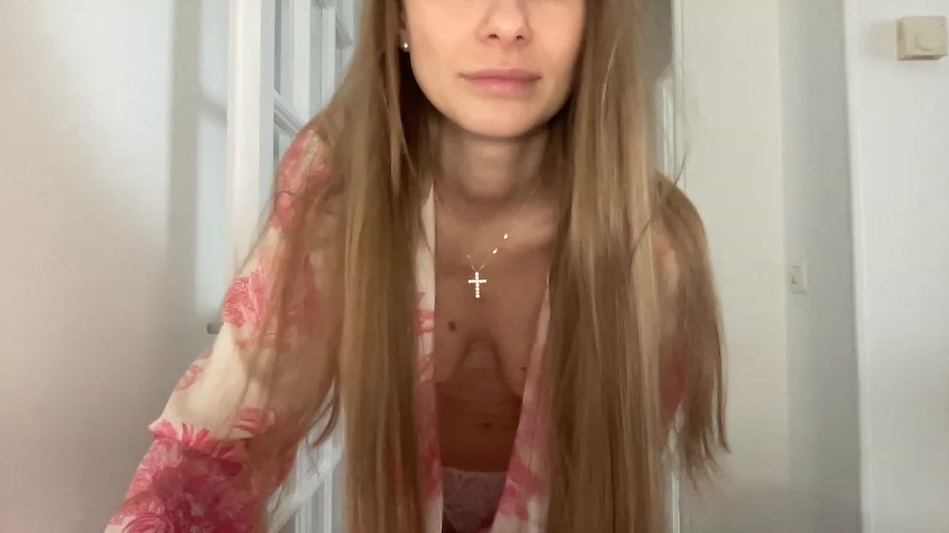 Gallery image thumbnail from Mia118's myfreecams stream on, 02/09/2023, 15:12 image 14 of 20