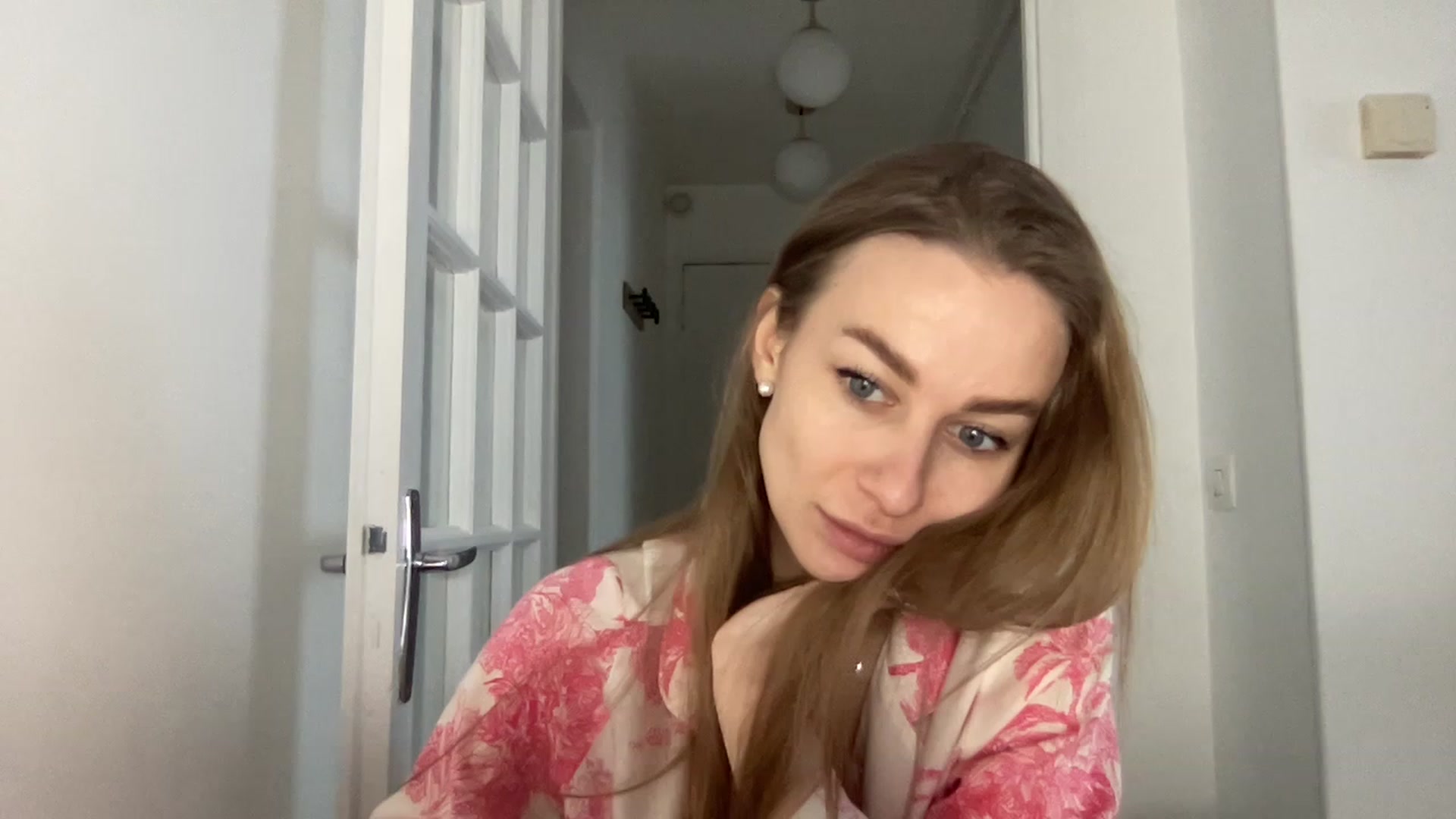 Gallery image thumbnail from Mia118's myfreecams stream on, 02/09/2023, 15:59 image 7 of 20