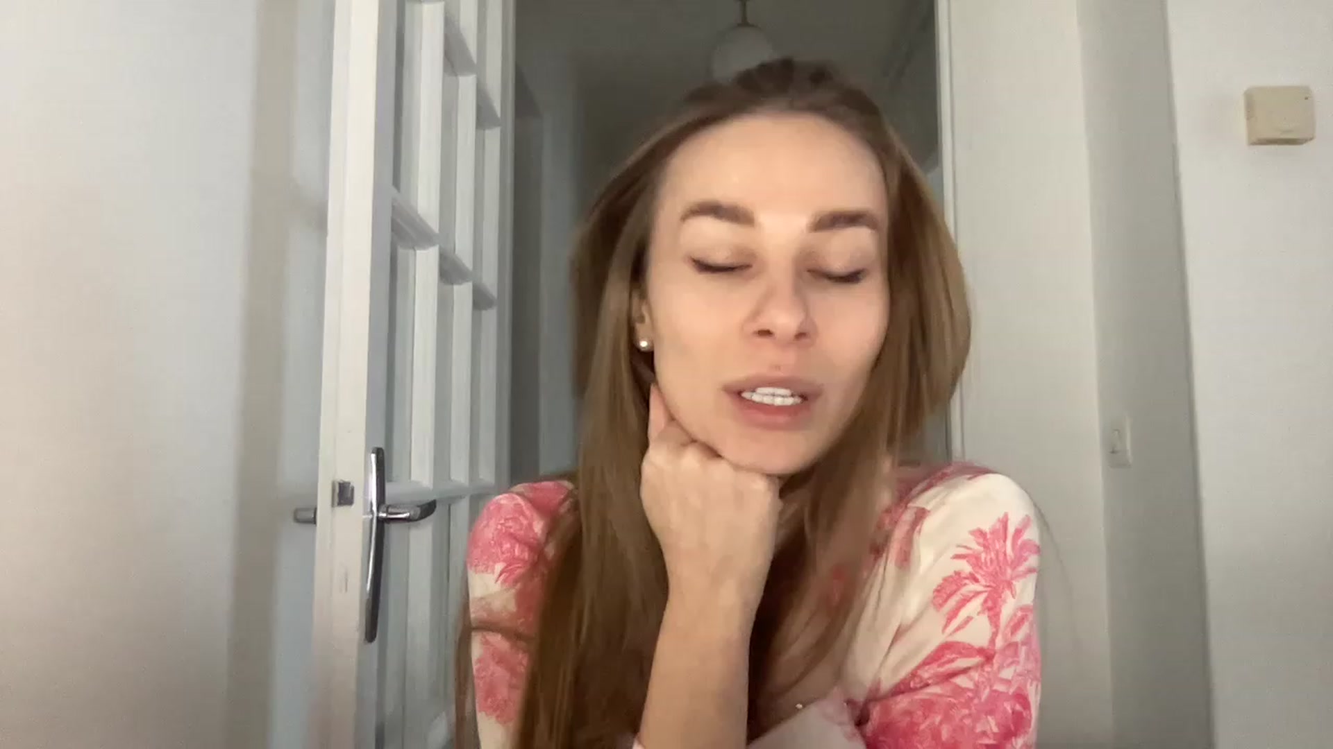 Gallery image thumbnail from Mia118's myfreecams stream on, 02/09/2023, 15:59 image 6 of 20