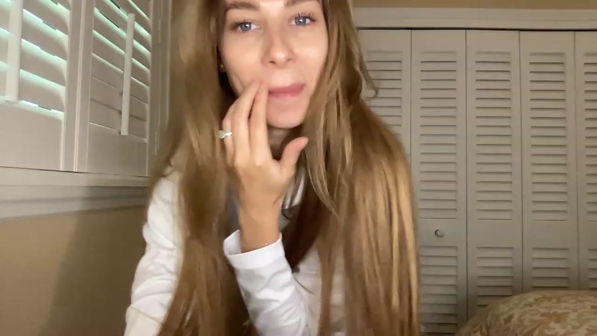 Gallery image thumbnail from Mia118's myfreecams stream on, 04/15/2023, 19:59 image 5 of 20